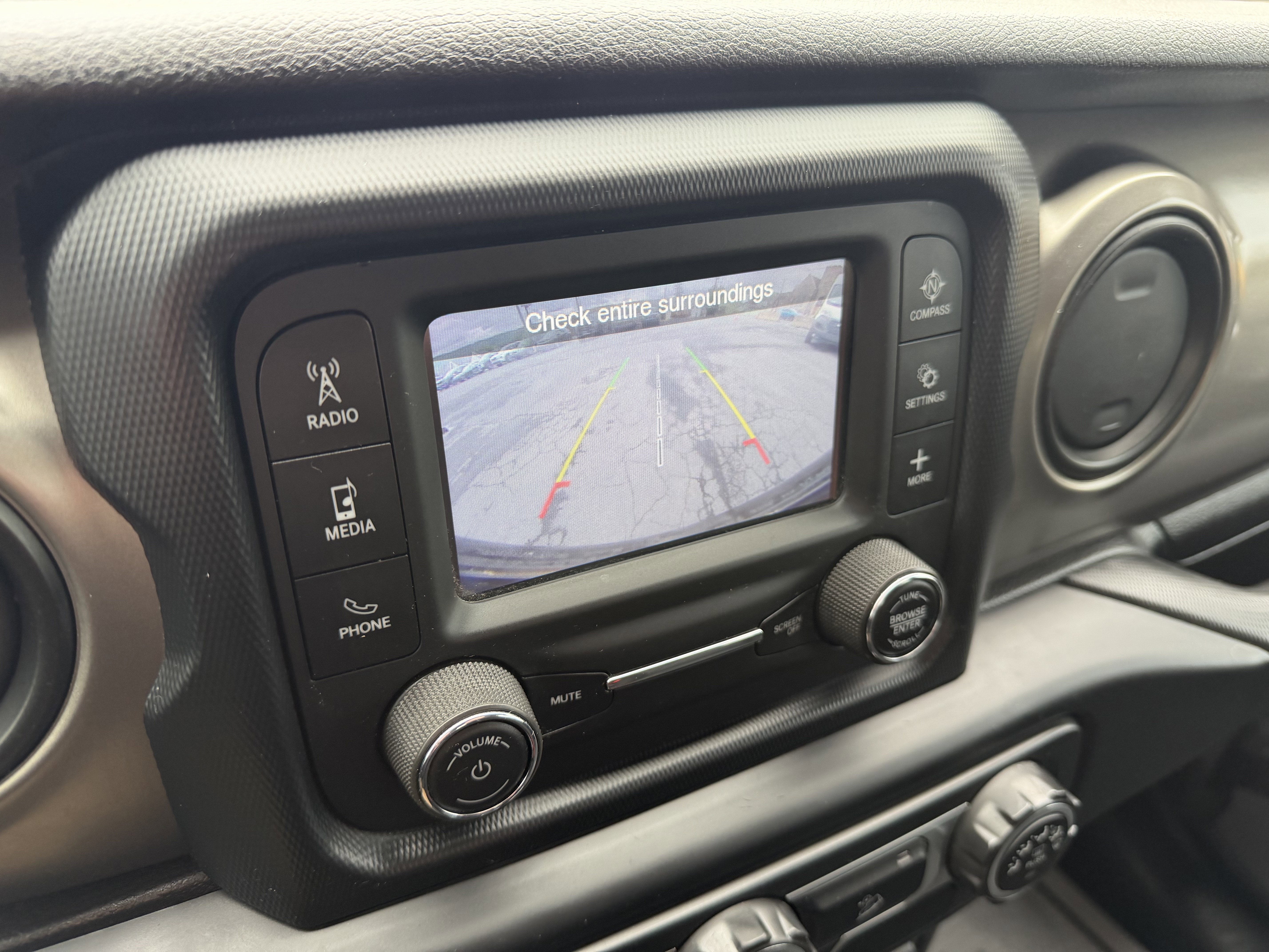 2018 Jeep WRANGLER UNL SPORT