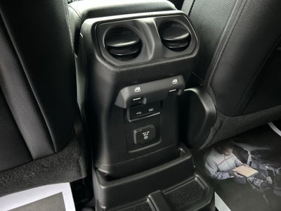 2018 Jeep WRANGLER UNL SAHARA