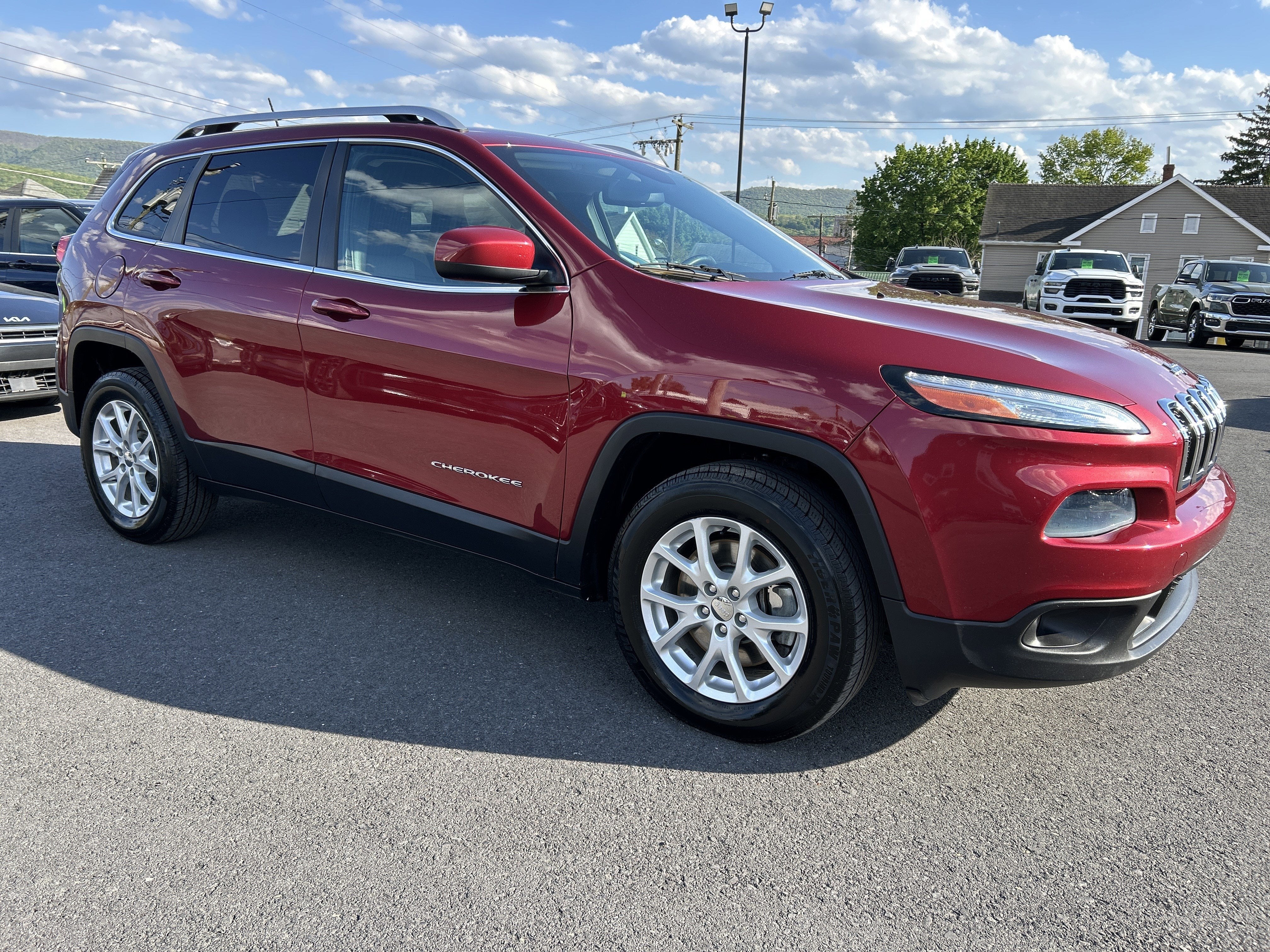 2014 Jeep CHEROKEE LATITUDE