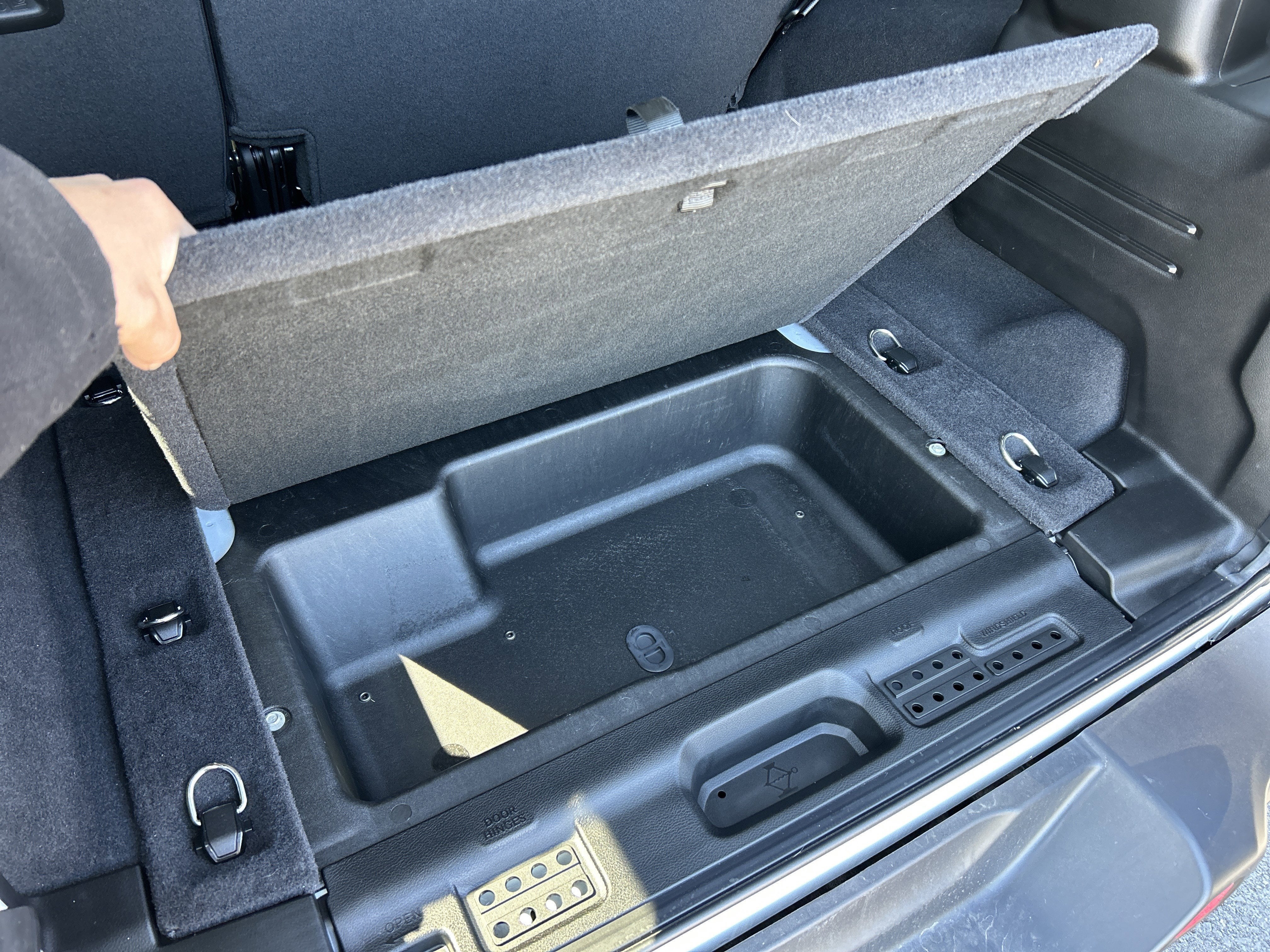 2025 Jeep WRANGLER UNL SPORT S