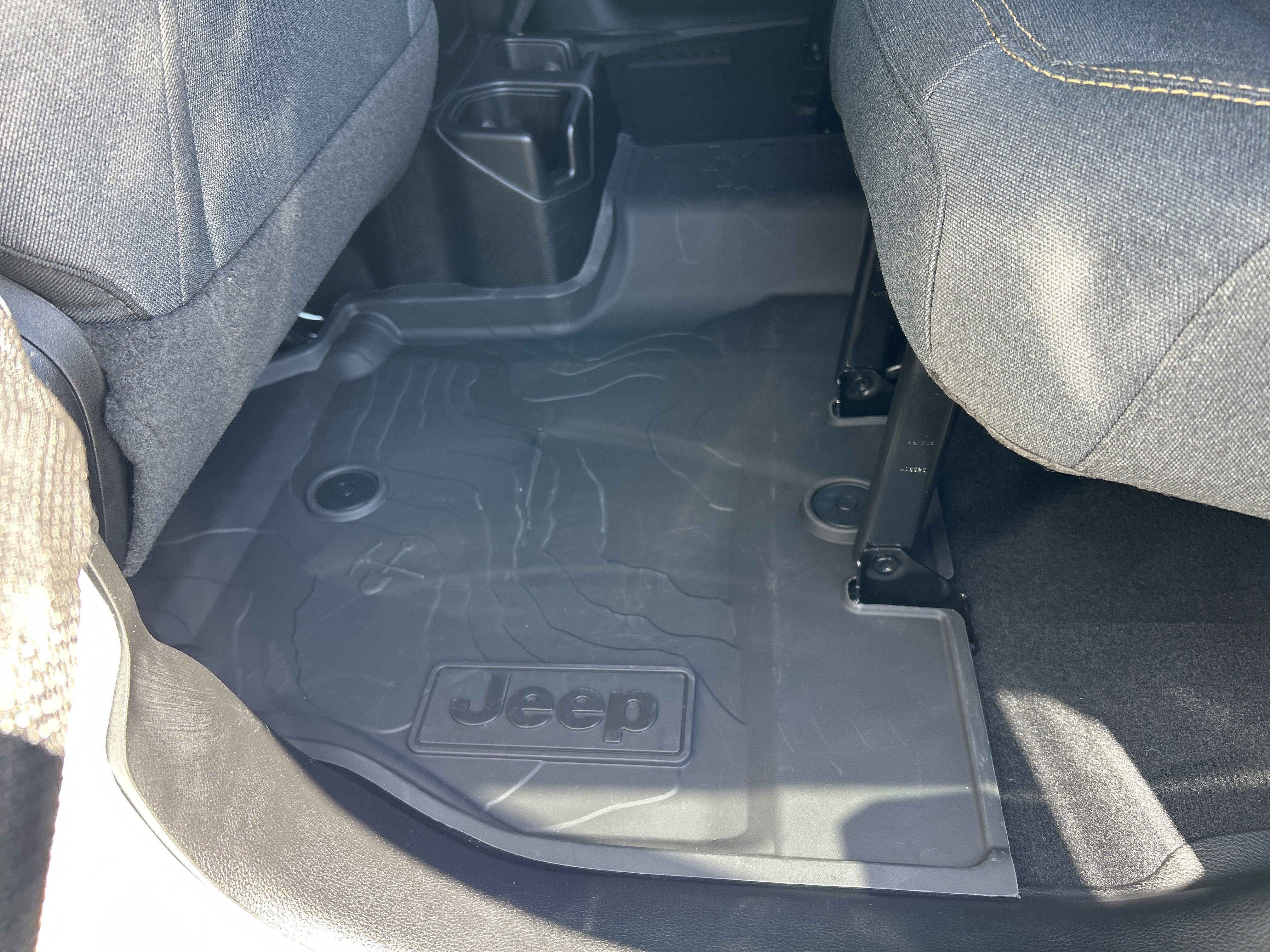 2025 Jeep WRANGLER UNL SPORT S
