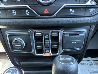 2025 Jeep WRANGLER UNL SPORT S