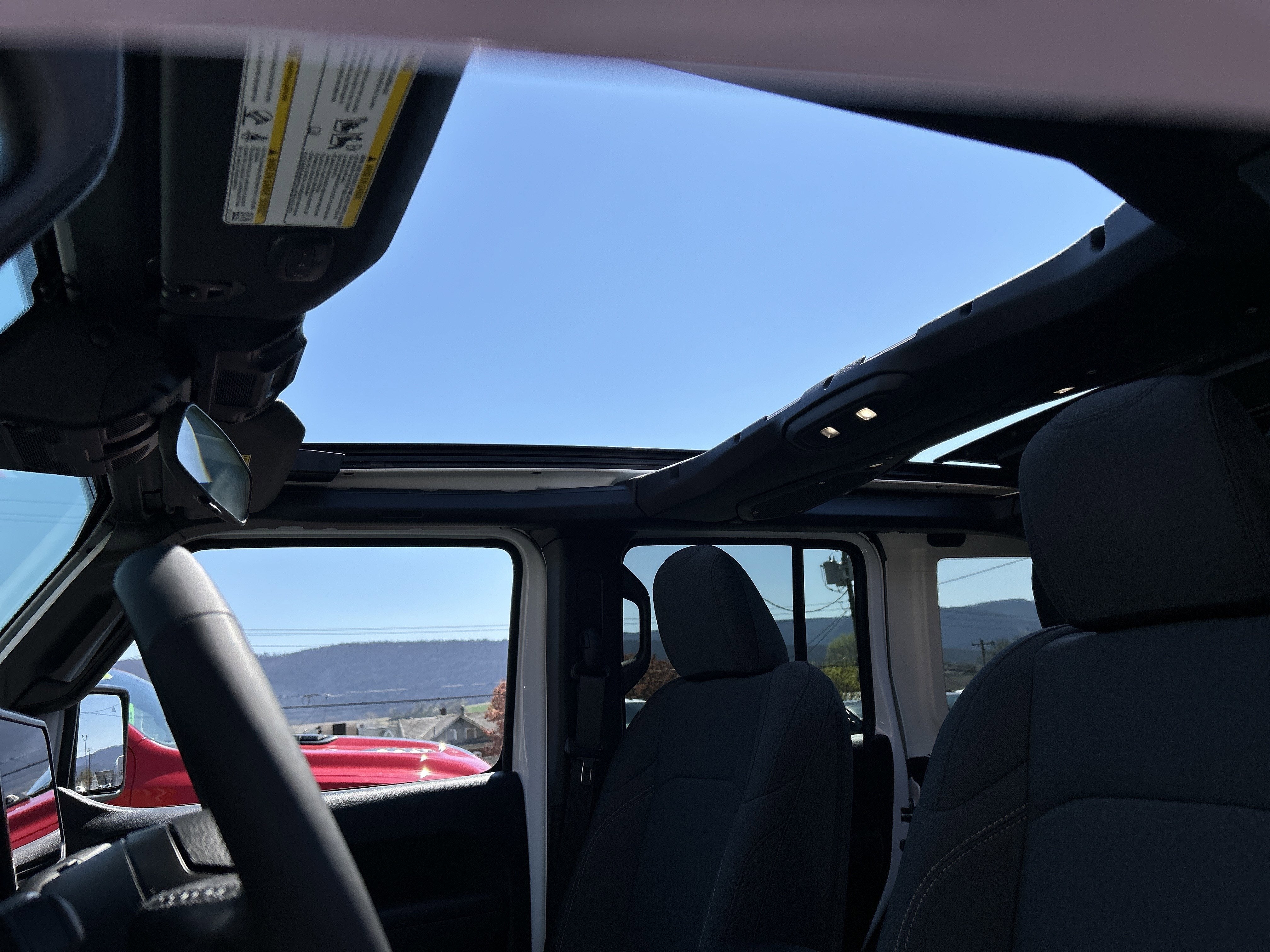 2025 Jeep WRANGLER UNL SPORT S