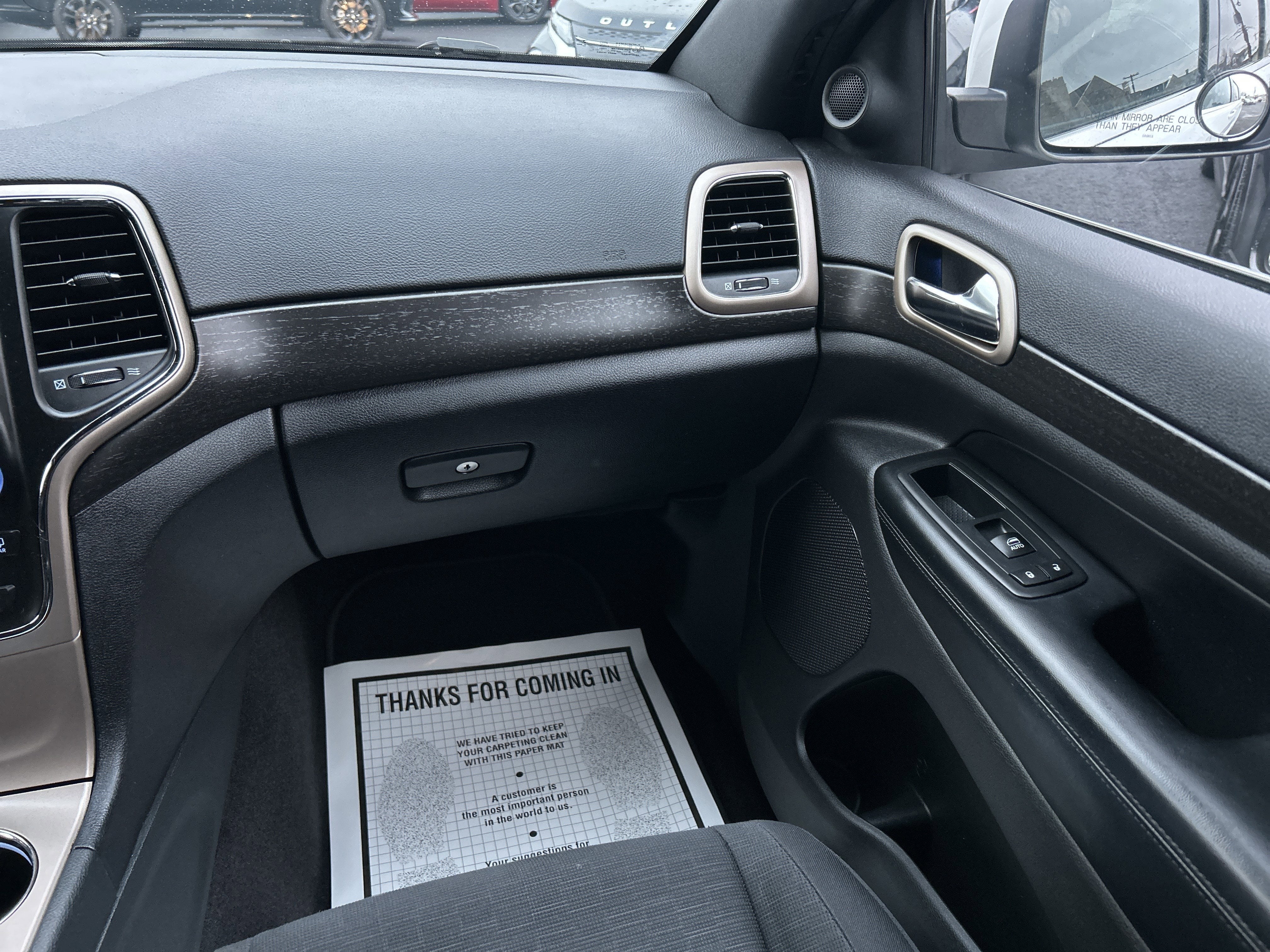 2015 Jeep GRAND CHEROKEE LAREDO