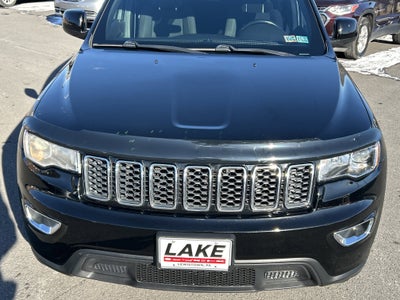 2017 Jeep GRAND CHEROKEE LAREDO