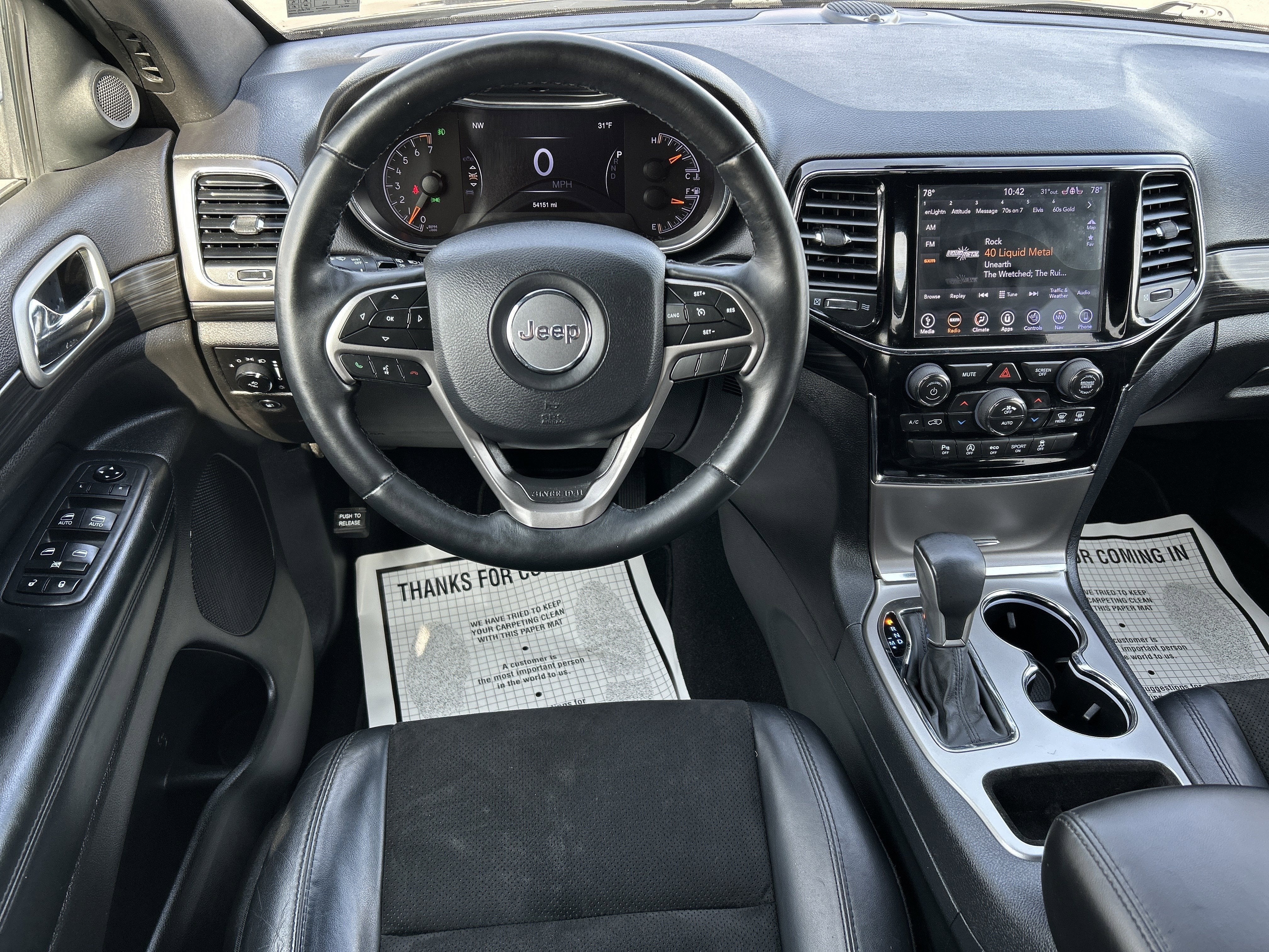 2019 Jeep GRAND CHEROKEE LAREDO E