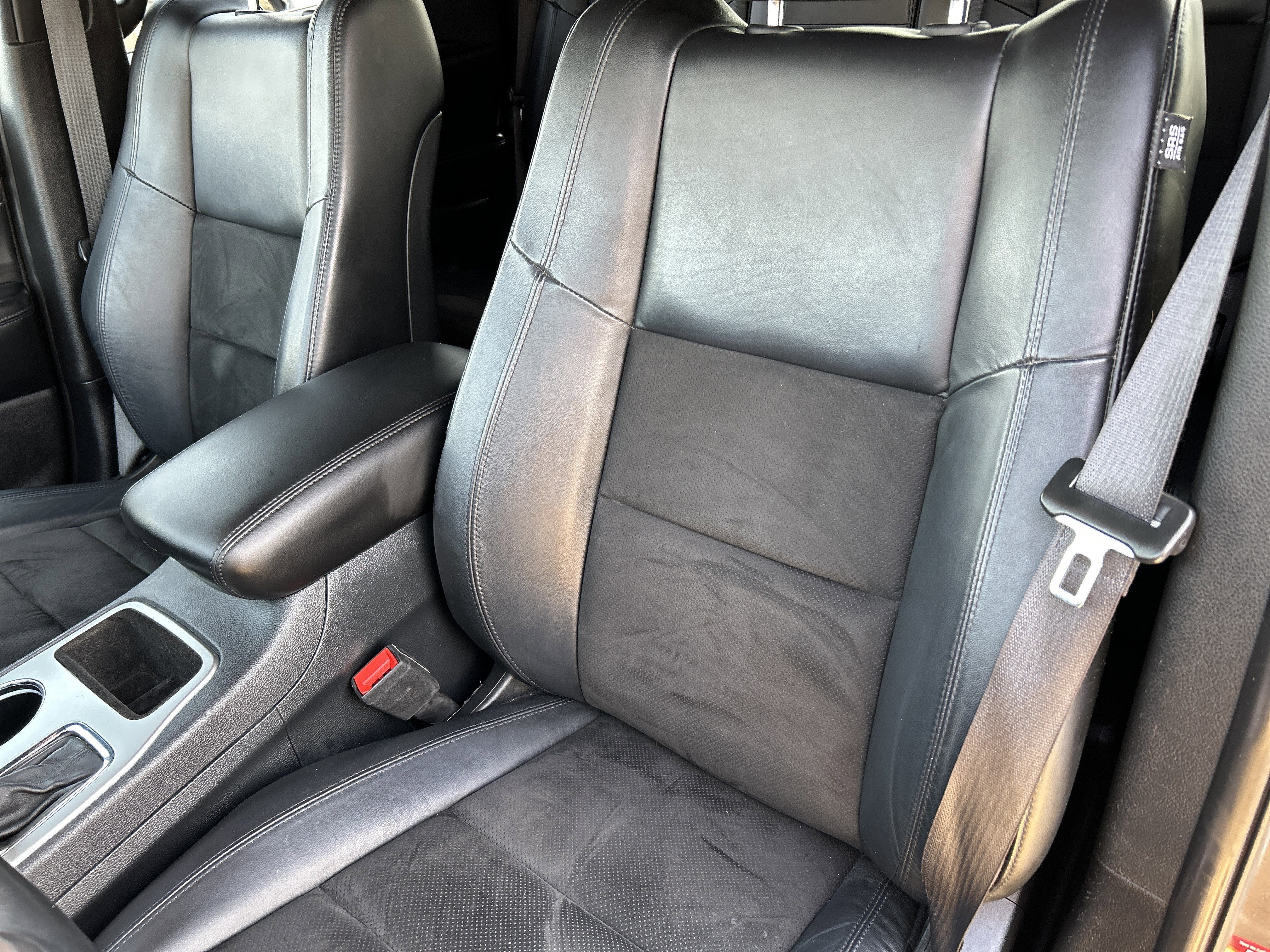 2019 Jeep GRAND CHEROKEE LAREDO E