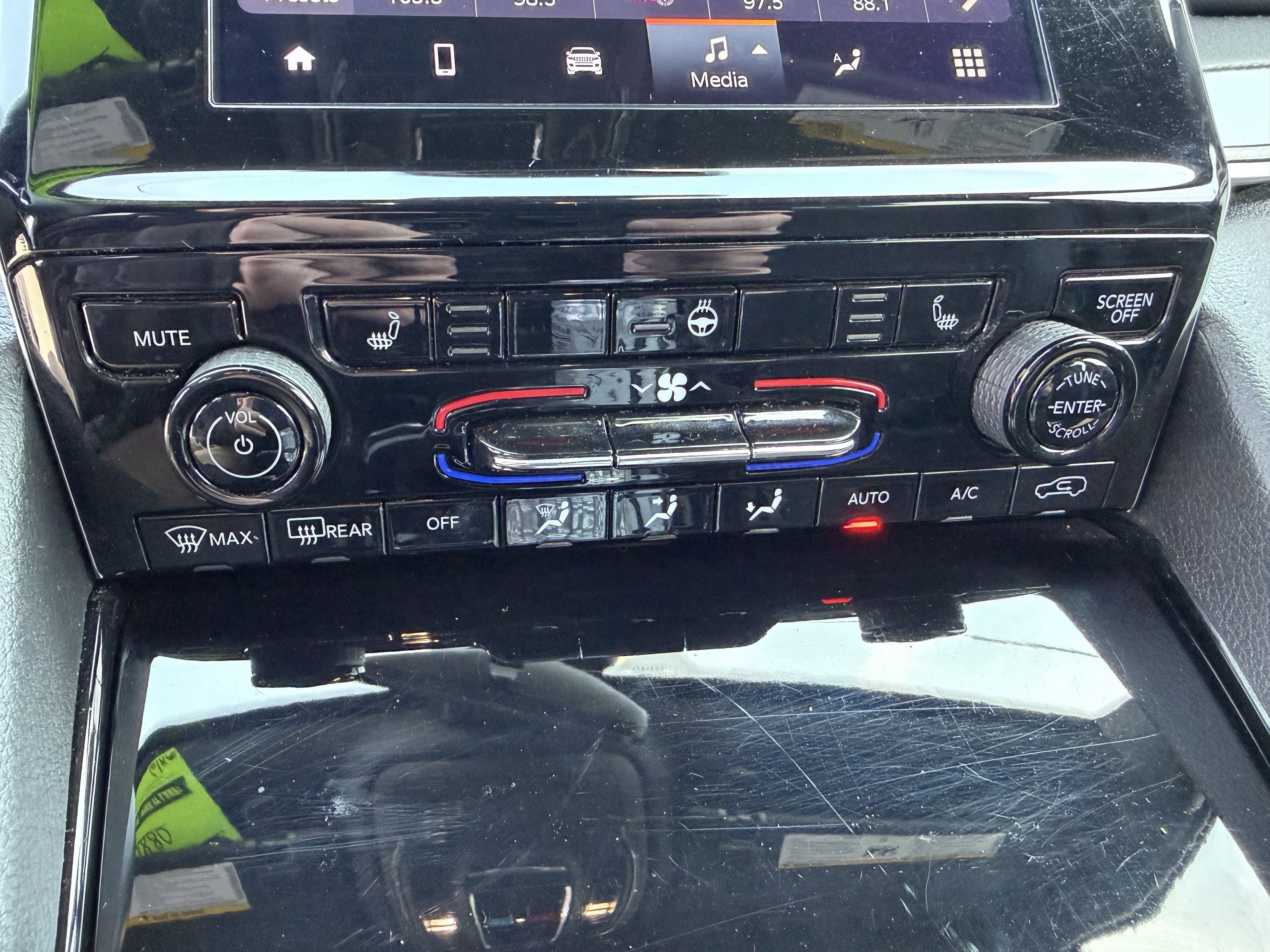 2022 Jeep GRAND CHEROKEE L ALTITUDE