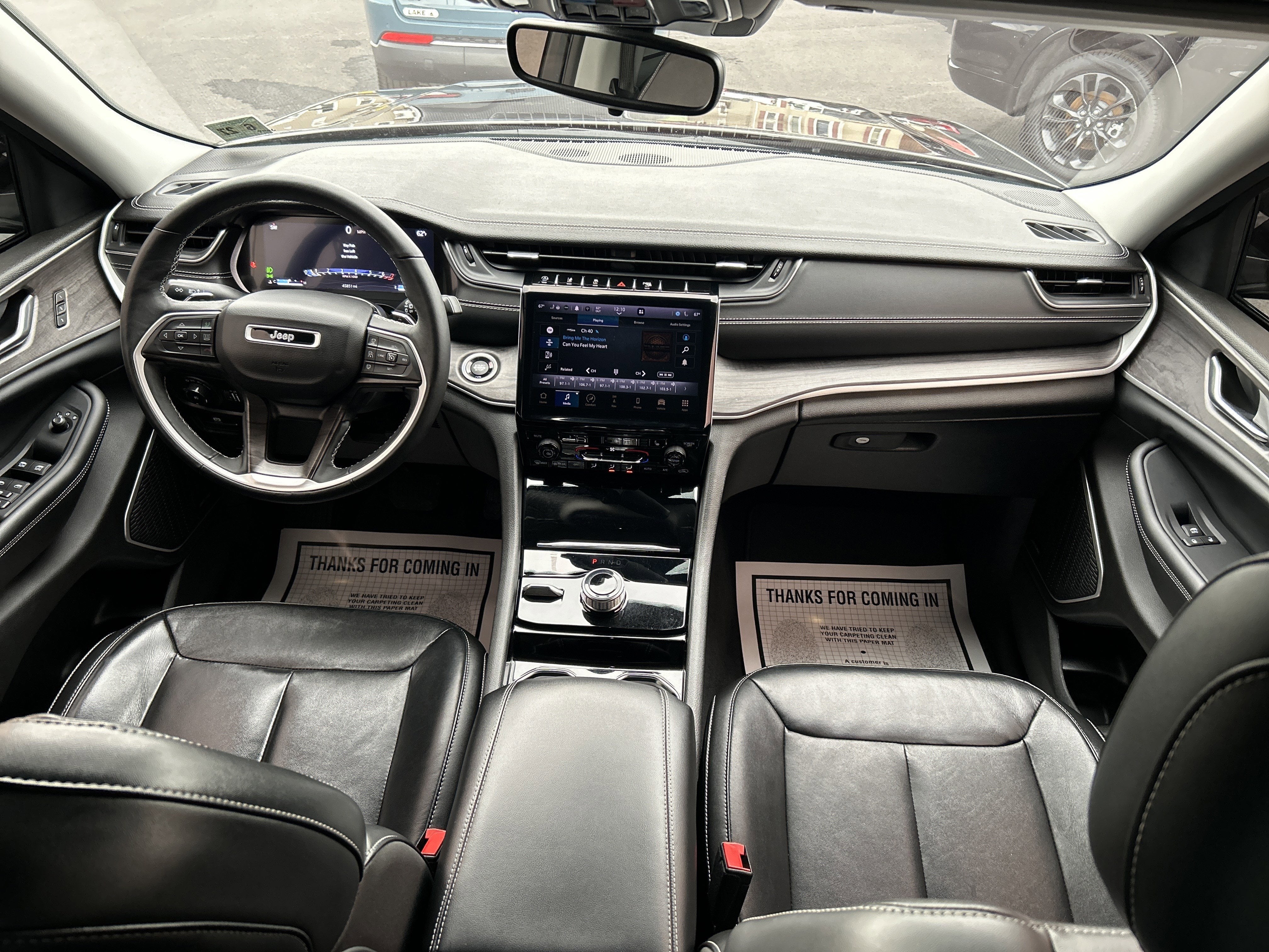 2022 Jeep GRAND CHEROKEE L LIMITED