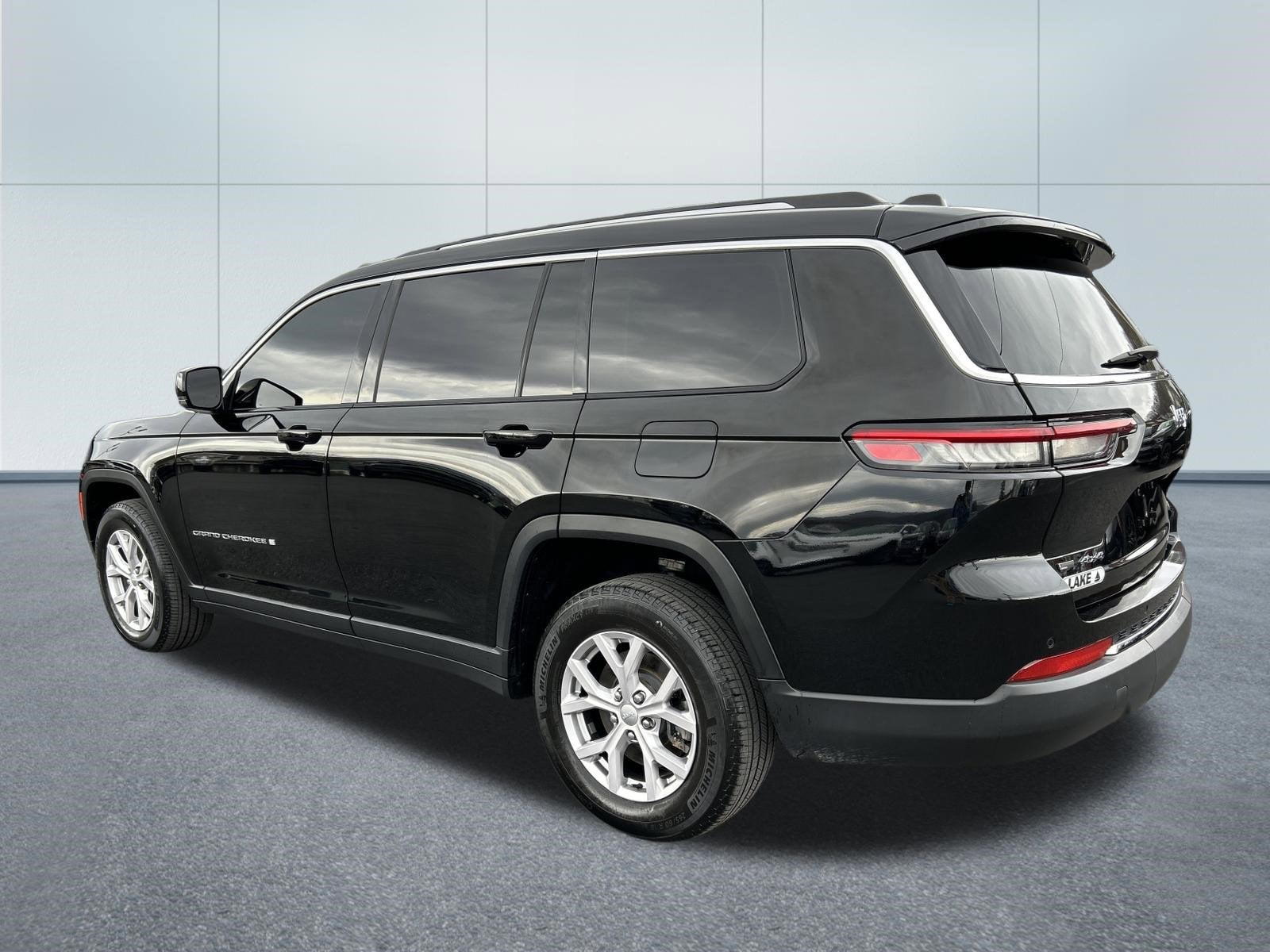 2022 Jeep GRAND CHEROKEE L LIMITED