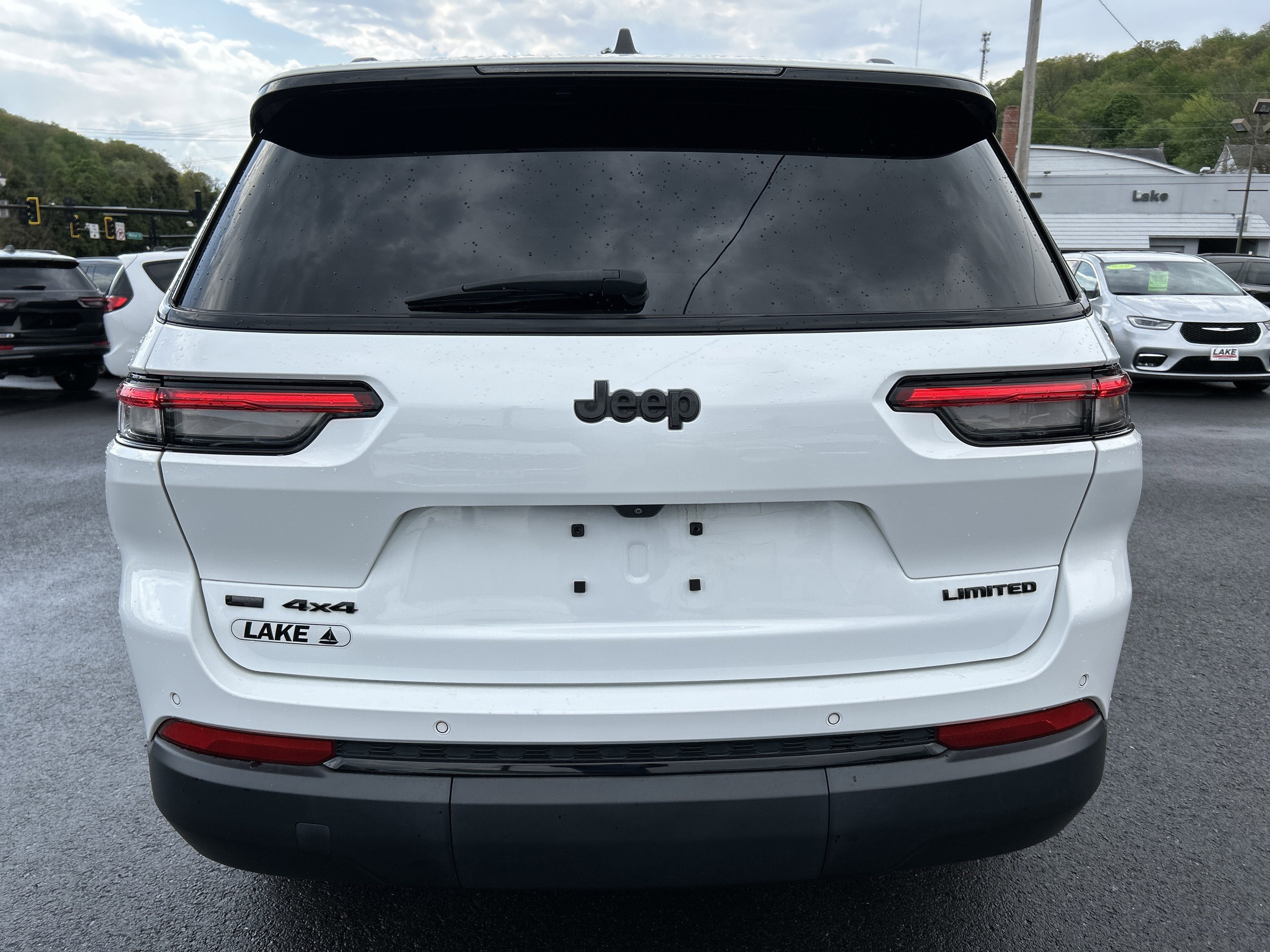 2022 Jeep GRAND CHEROKEE L LIMITED