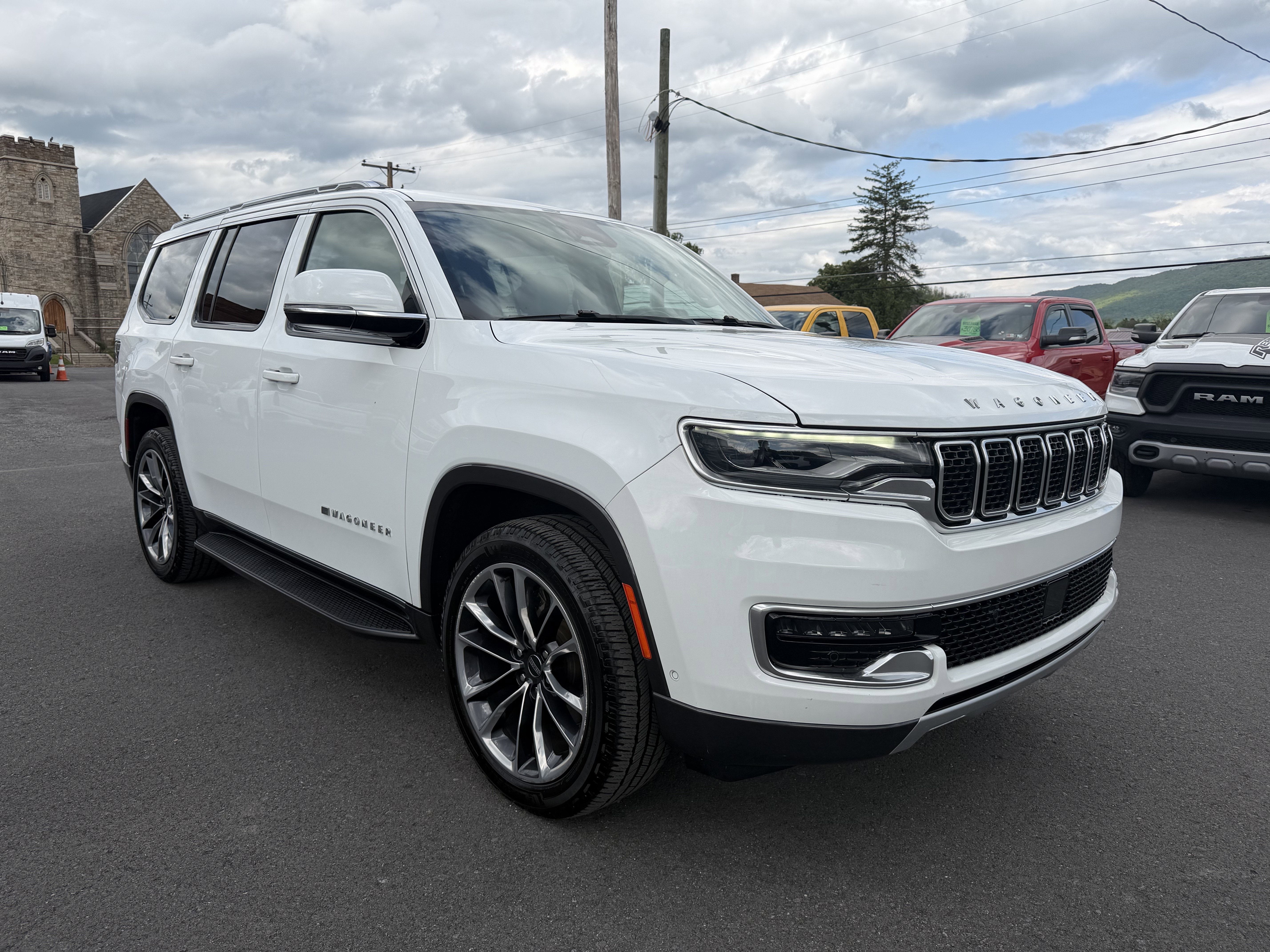 2022 Jeep WAGONEER SERIES II