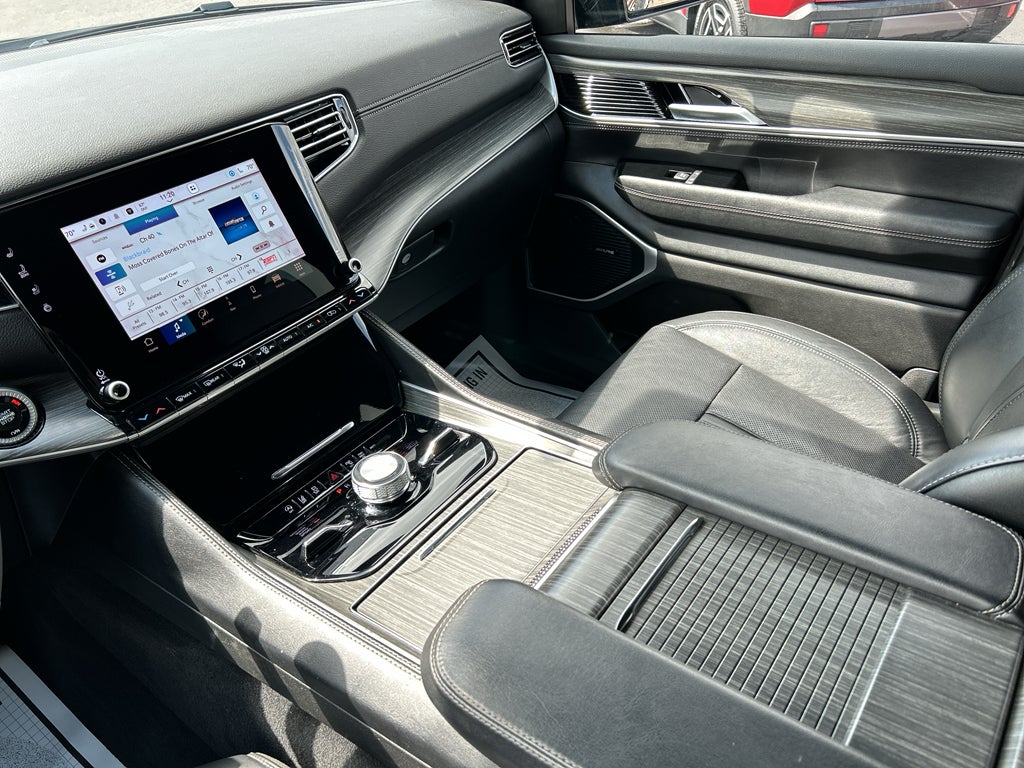 2024 Jeep Wagoneer Series III