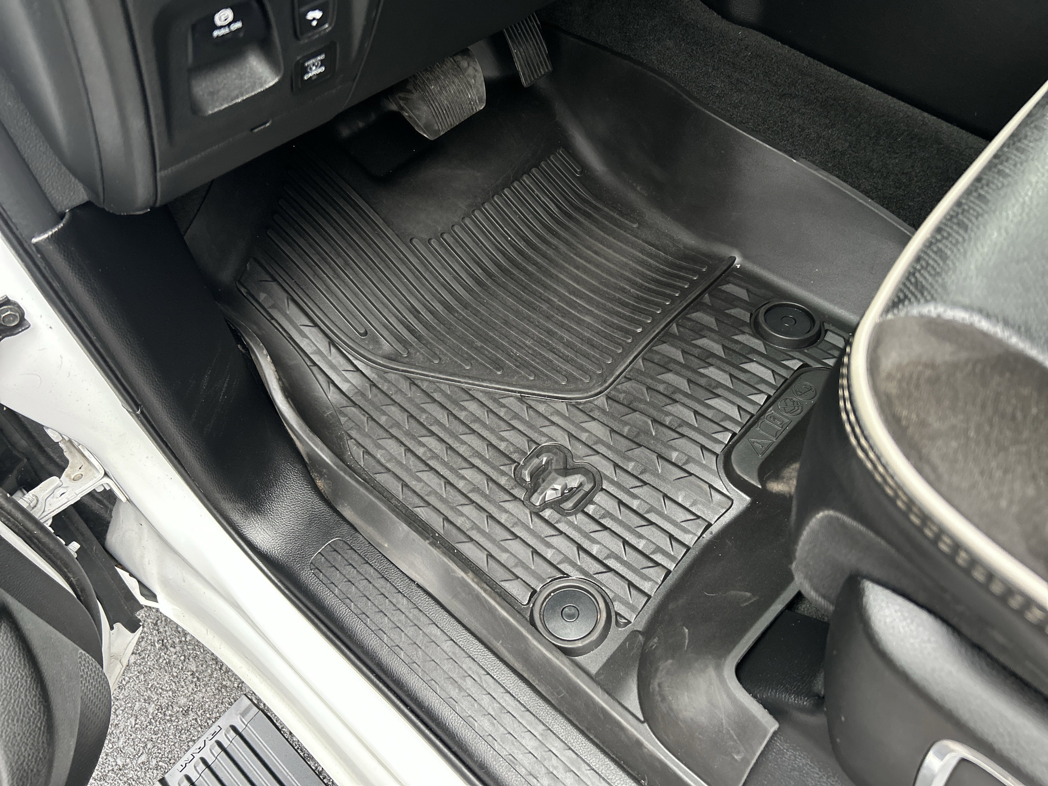 2023 RAM RAM 1500 LARAMIE