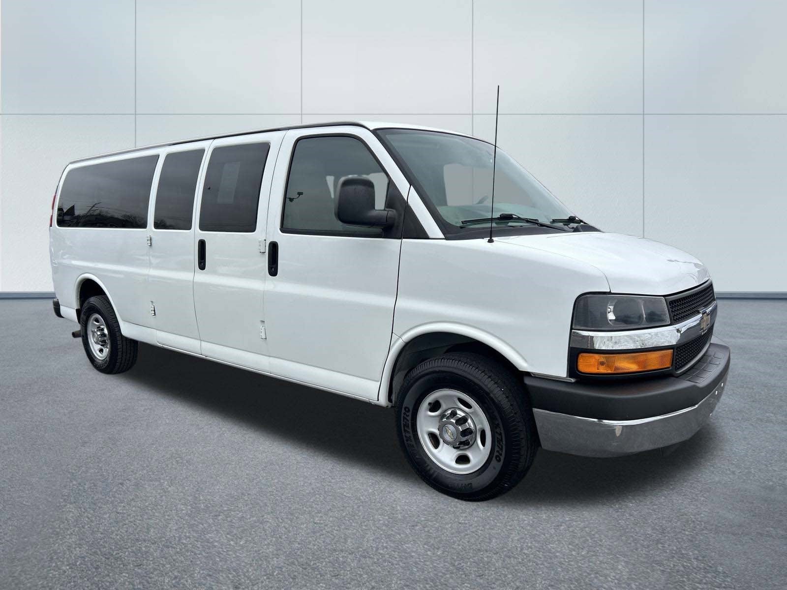 2015 Chevrolet EXPRESS 3500 LT