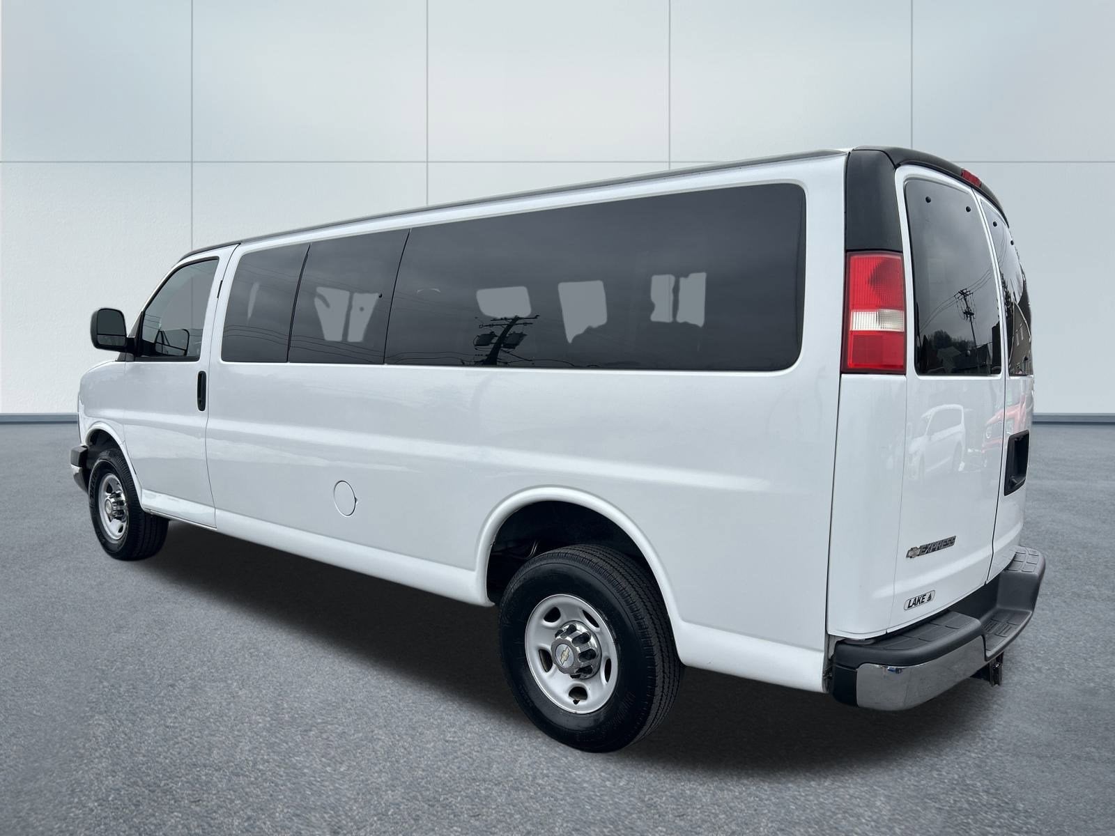 2015 Chevrolet EXPRESS 3500 LT