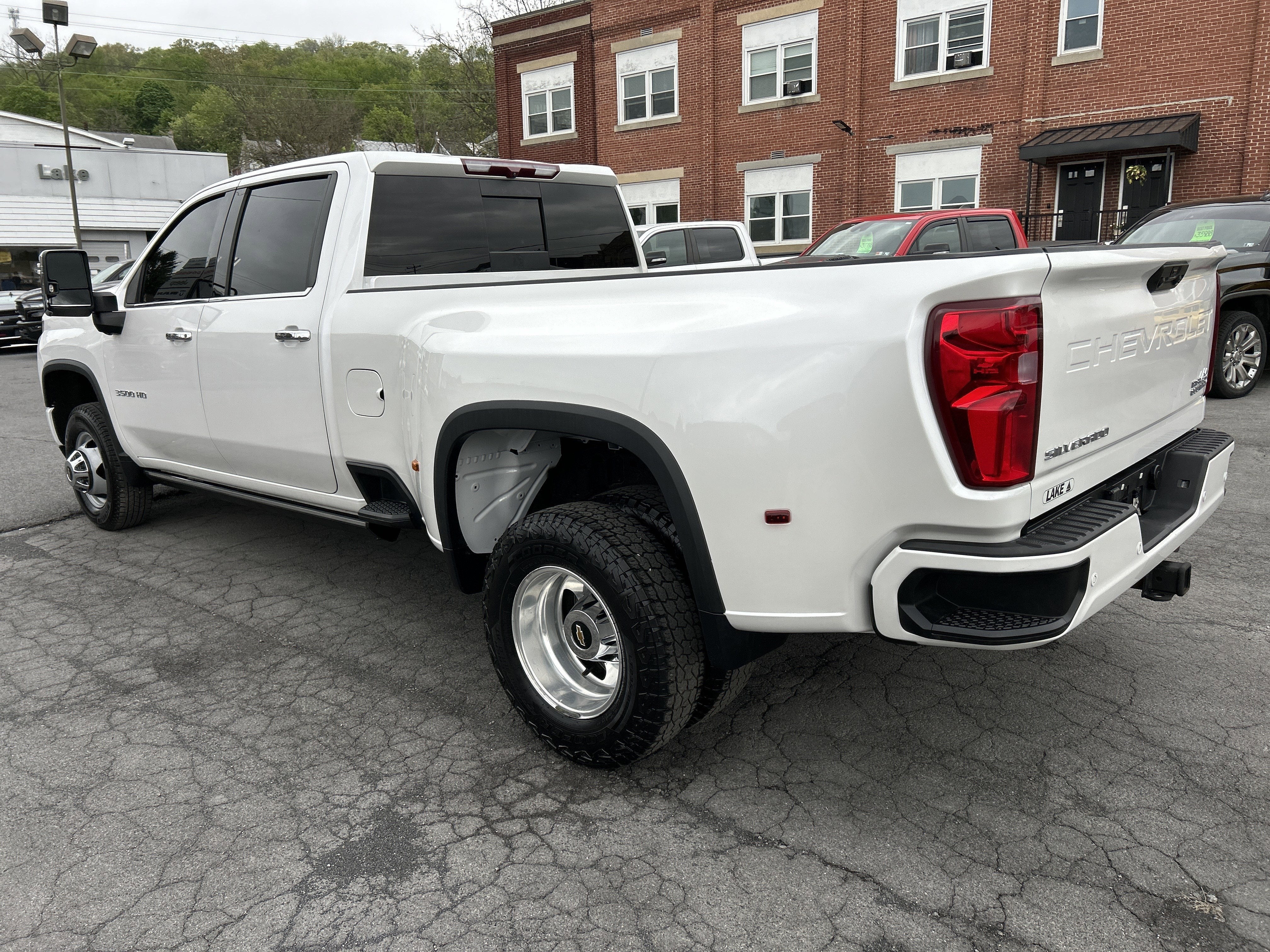 2023 Chevrolet SILVERADO 3500 HIGH COUNTRY