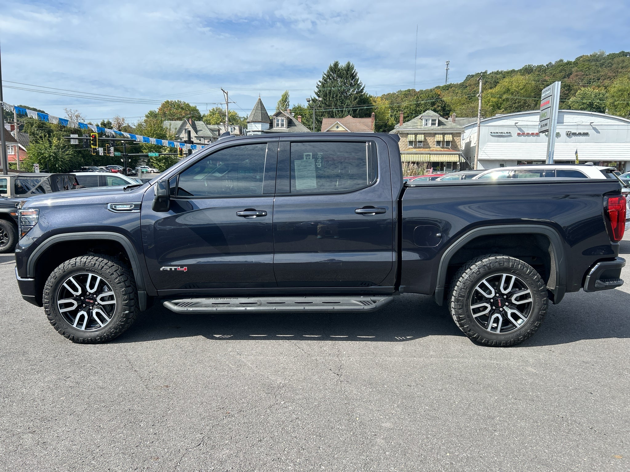 2022 GMC Sierra AT4