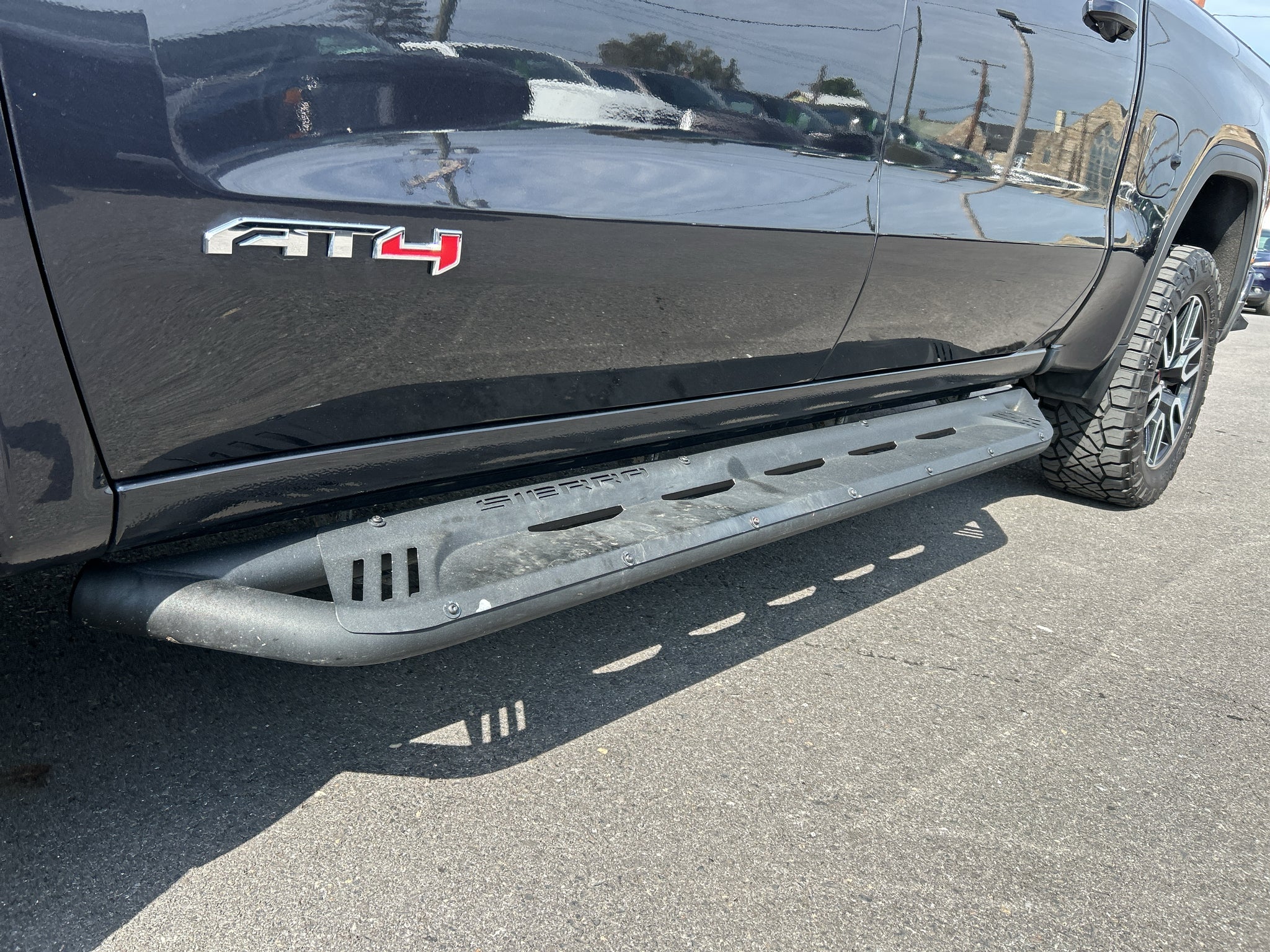 2022 GMC Sierra AT4