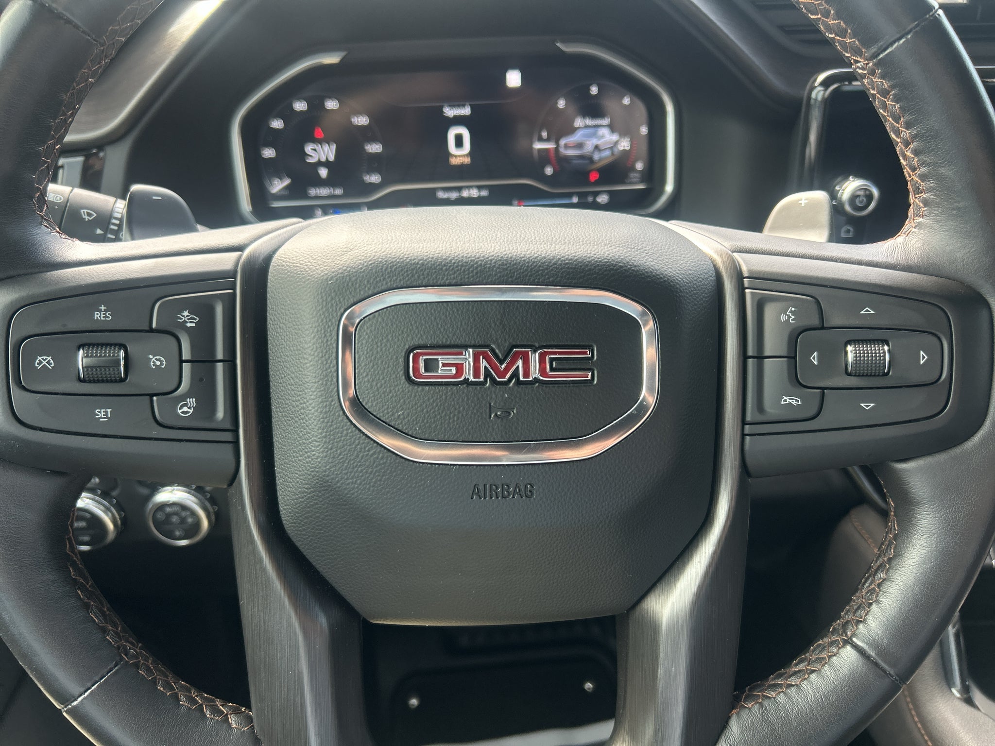 2022 GMC Sierra AT4