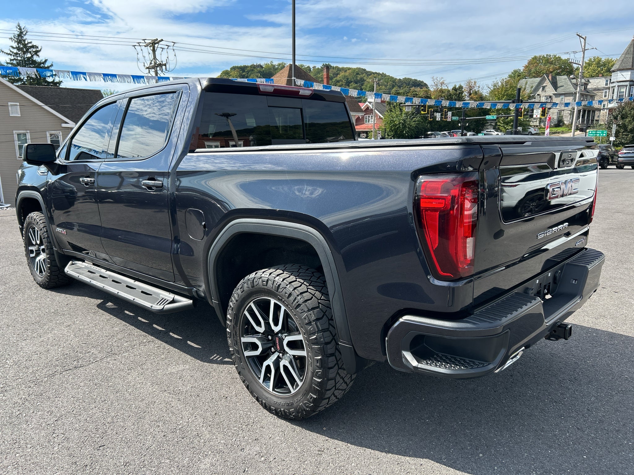 2022 GMC Sierra AT4