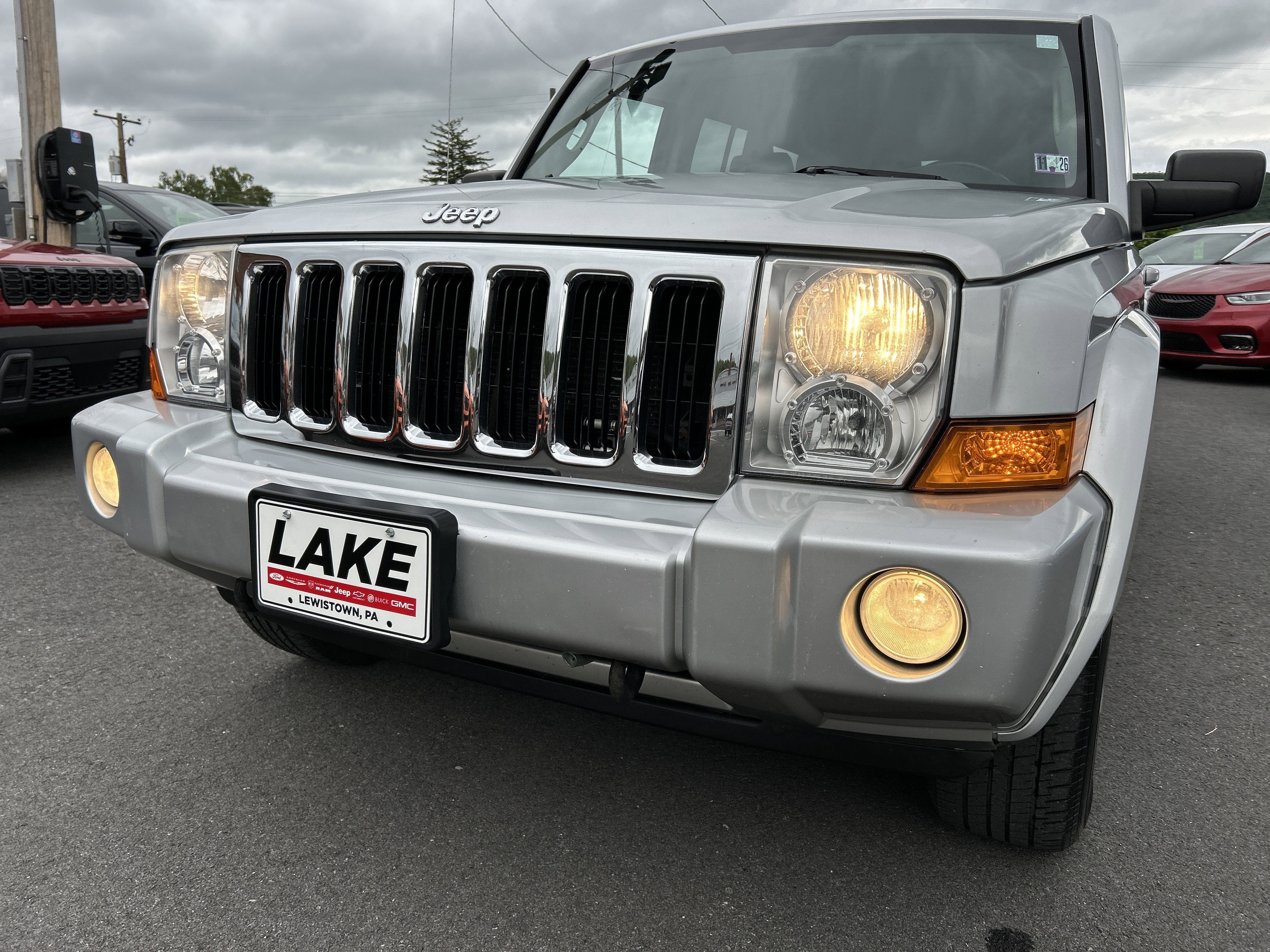2007 Jeep COMMANDER SPORT