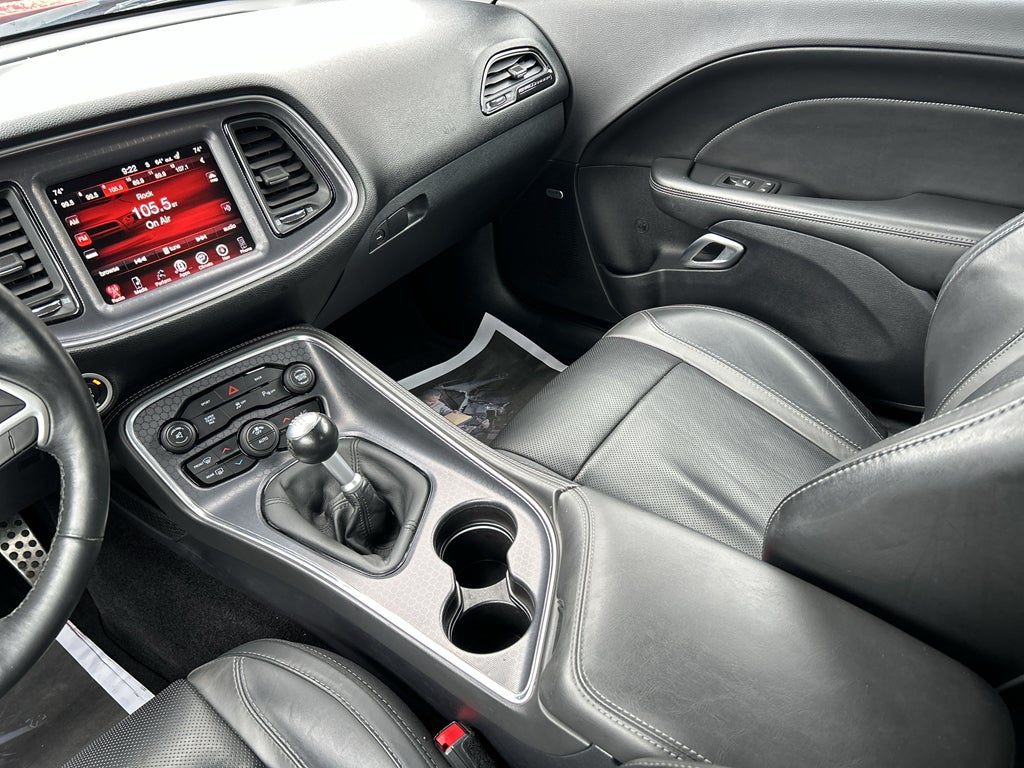 2016 Dodge Challenger R/T Plus