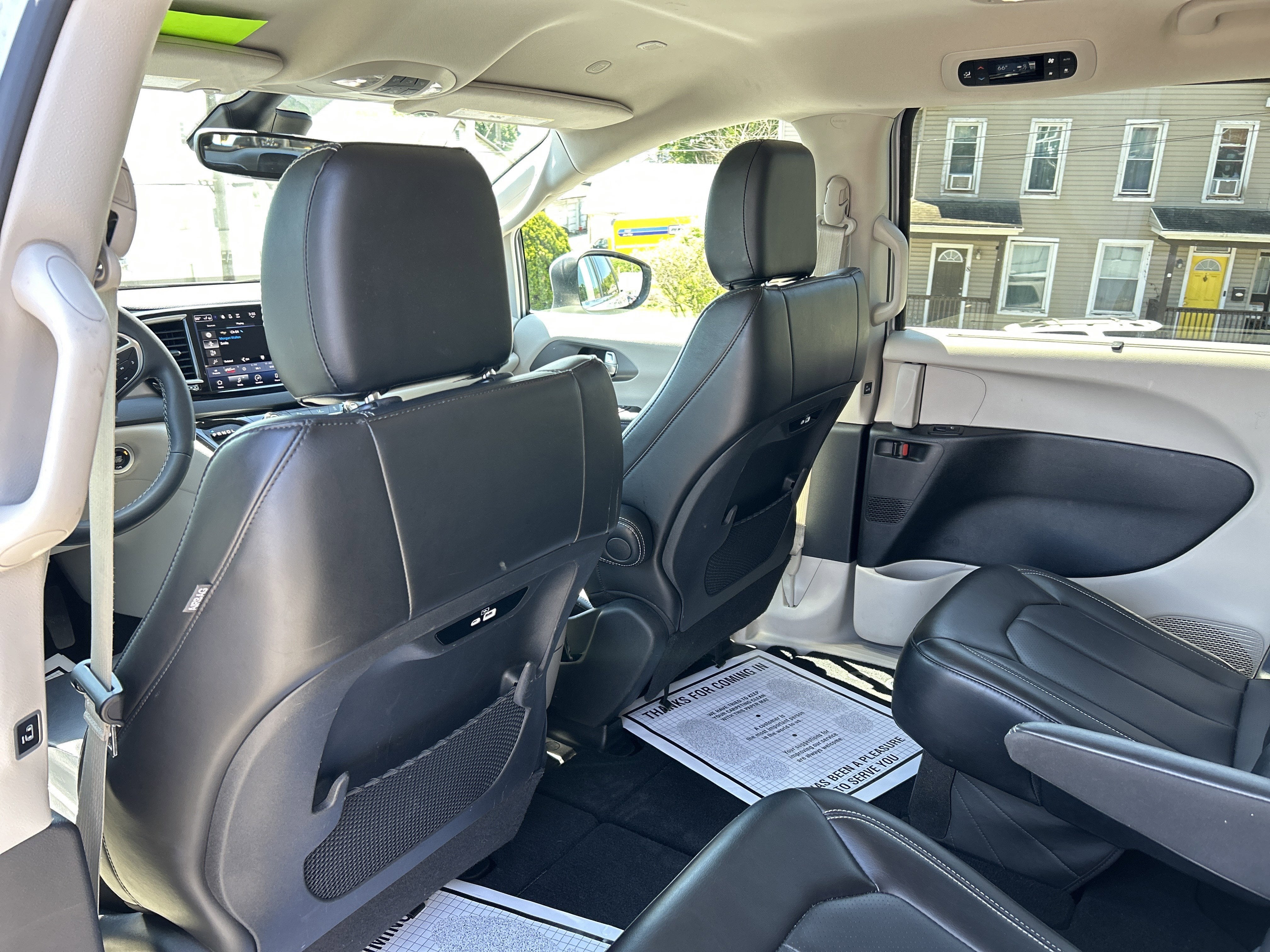 2023 Chrysler PACIFICA TOURING L