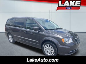 2016 Chrysler Town &amp; Country TOURING