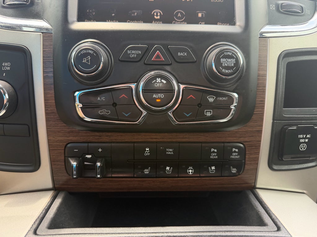 2016 RAM 2500 Laramie