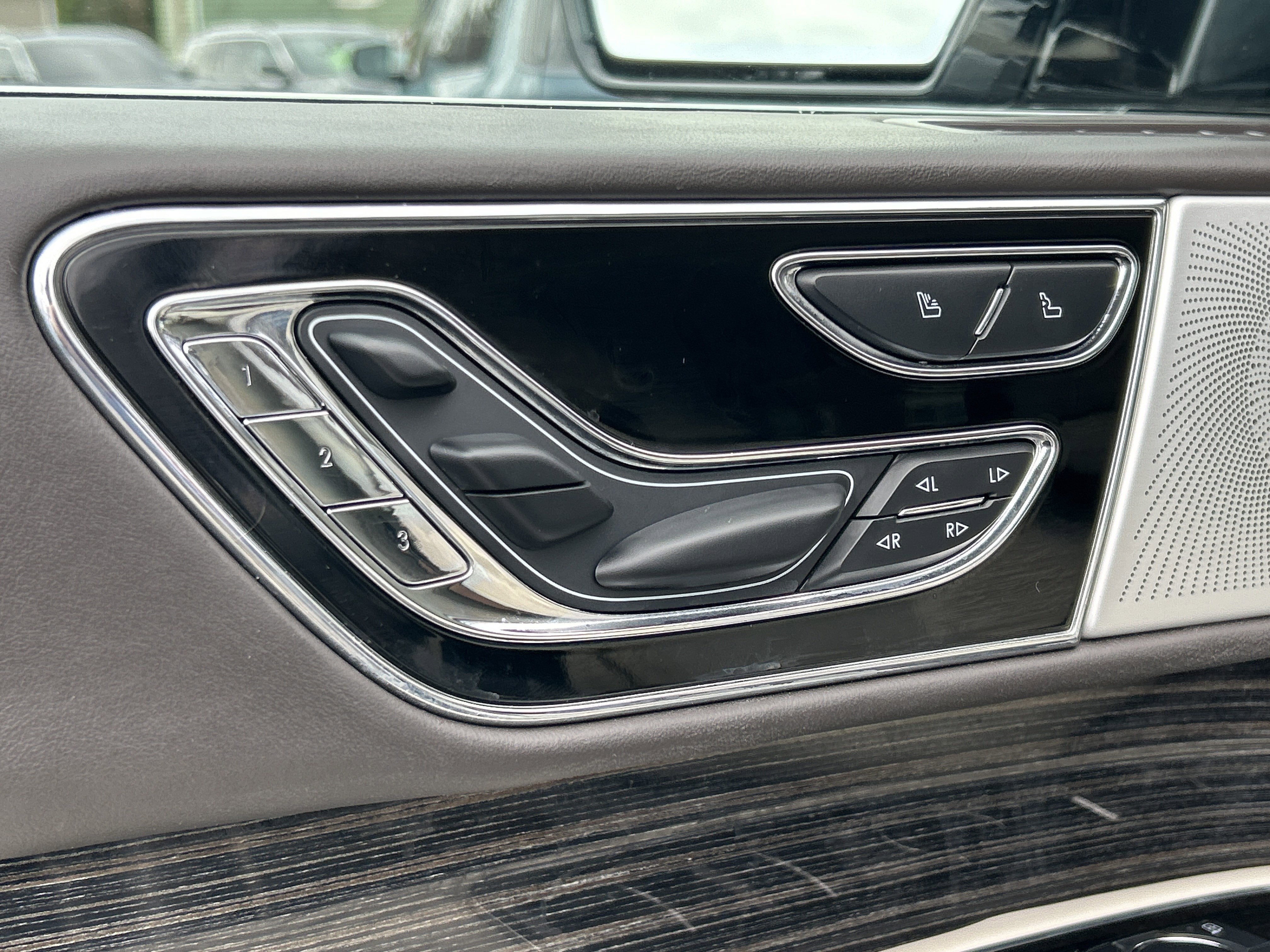 2023 Lincoln NAVIGATOR BLACK LABEL