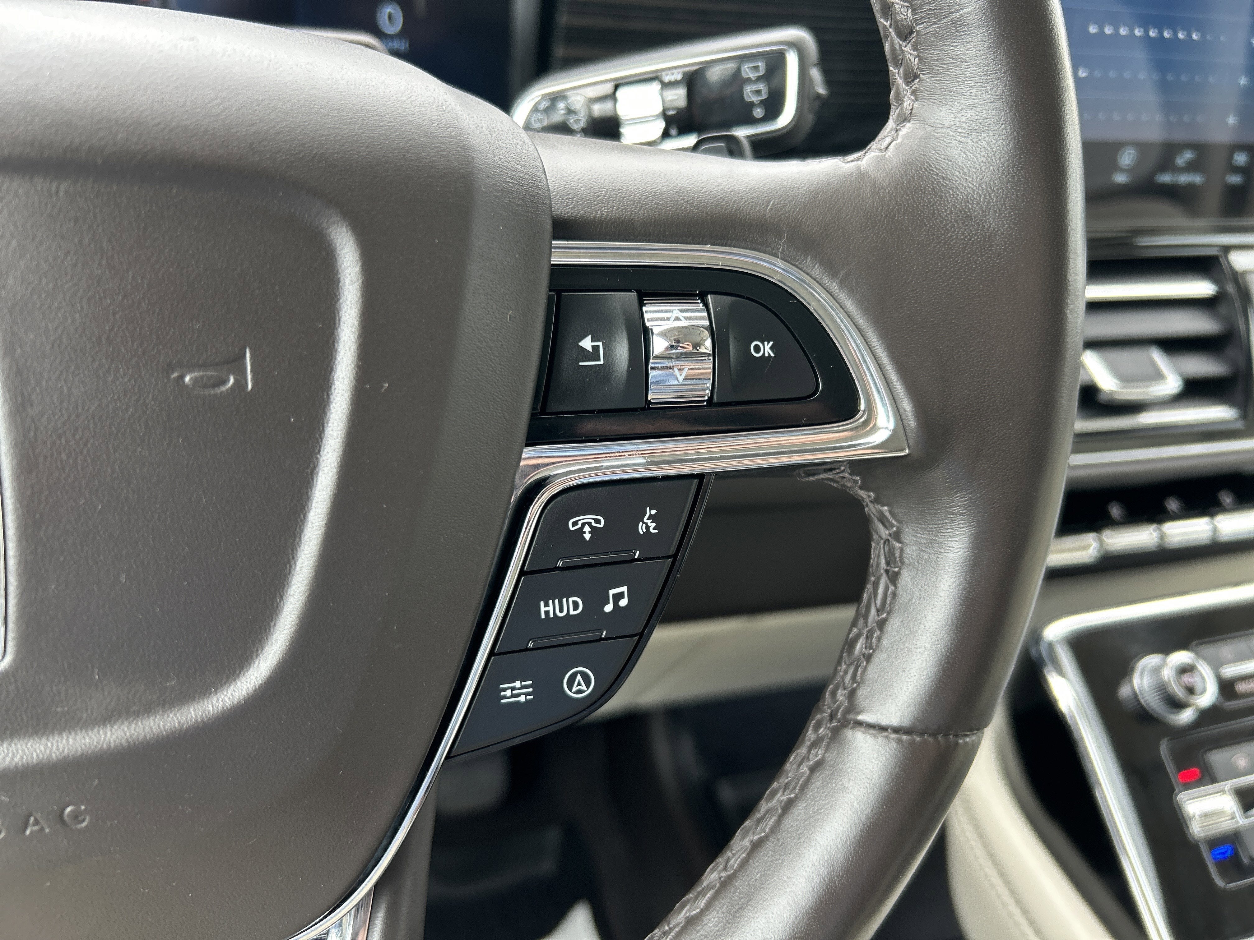 2023 Lincoln NAVIGATOR BLACK LABEL