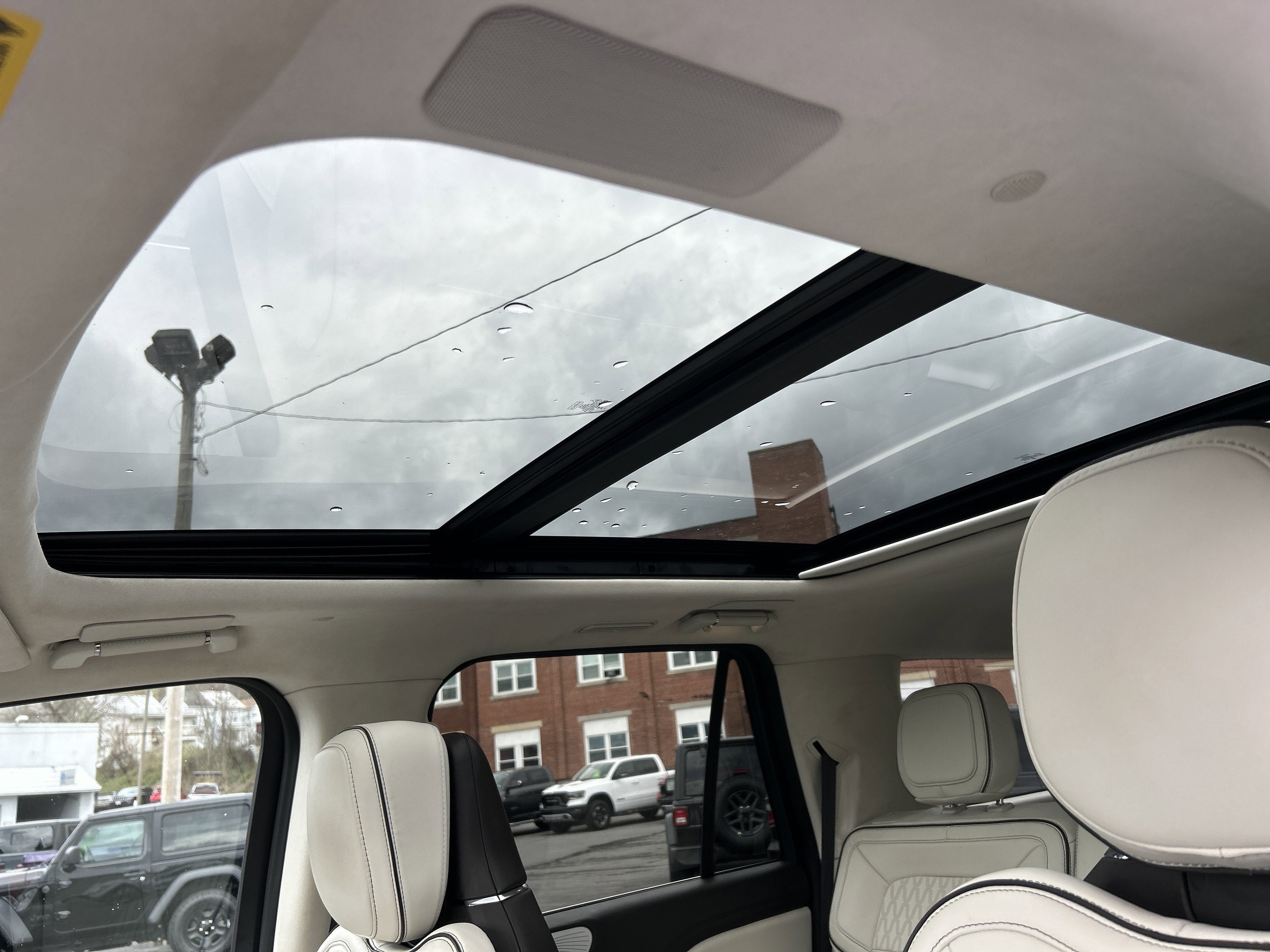 2023 Lincoln NAVIGATOR BLACK LABEL