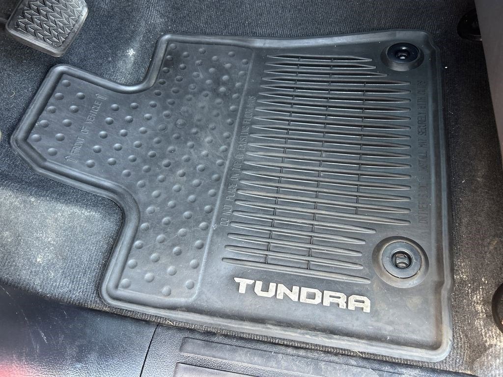 2014 Toyota Tundra SR5