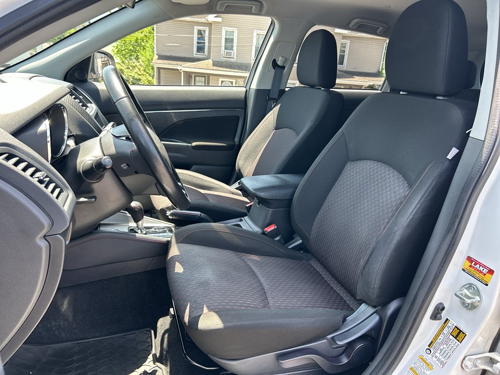 2019 Mitsubishi Outlander Sport LE 2.0