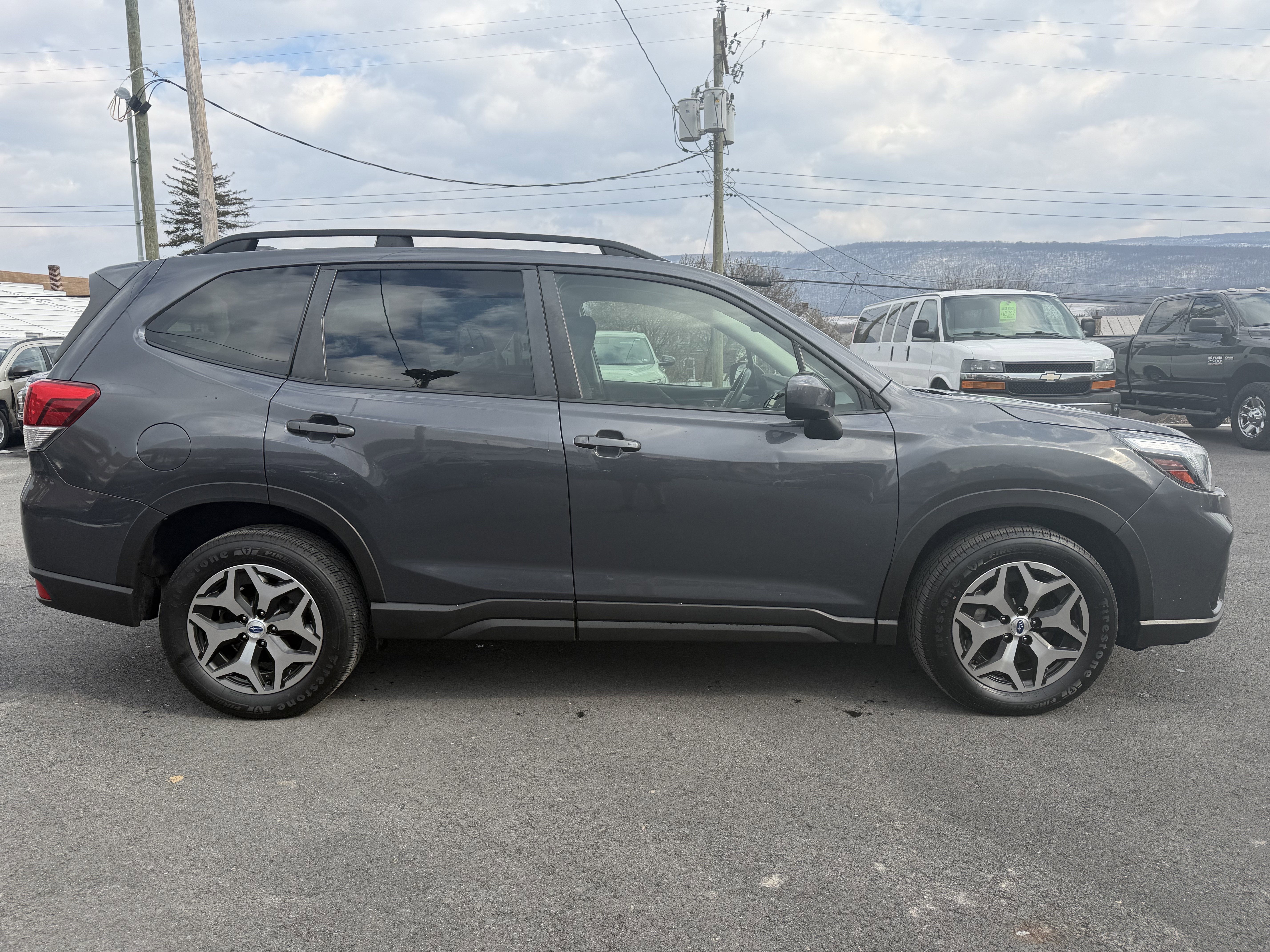 2021 Subaru FORESTER PREMIUM