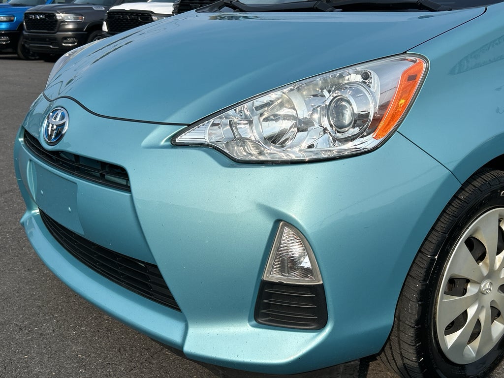 2014 Toyota Prius c Three