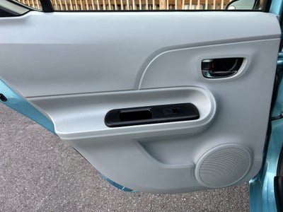 2014 Toyota Prius c Three