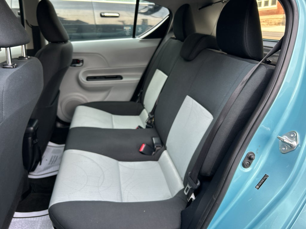 2014 Toyota Prius c Three