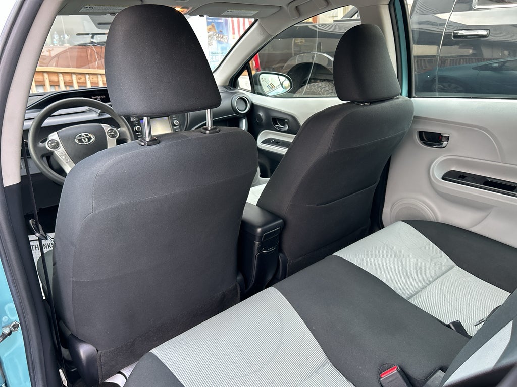 2014 Toyota Prius c Three