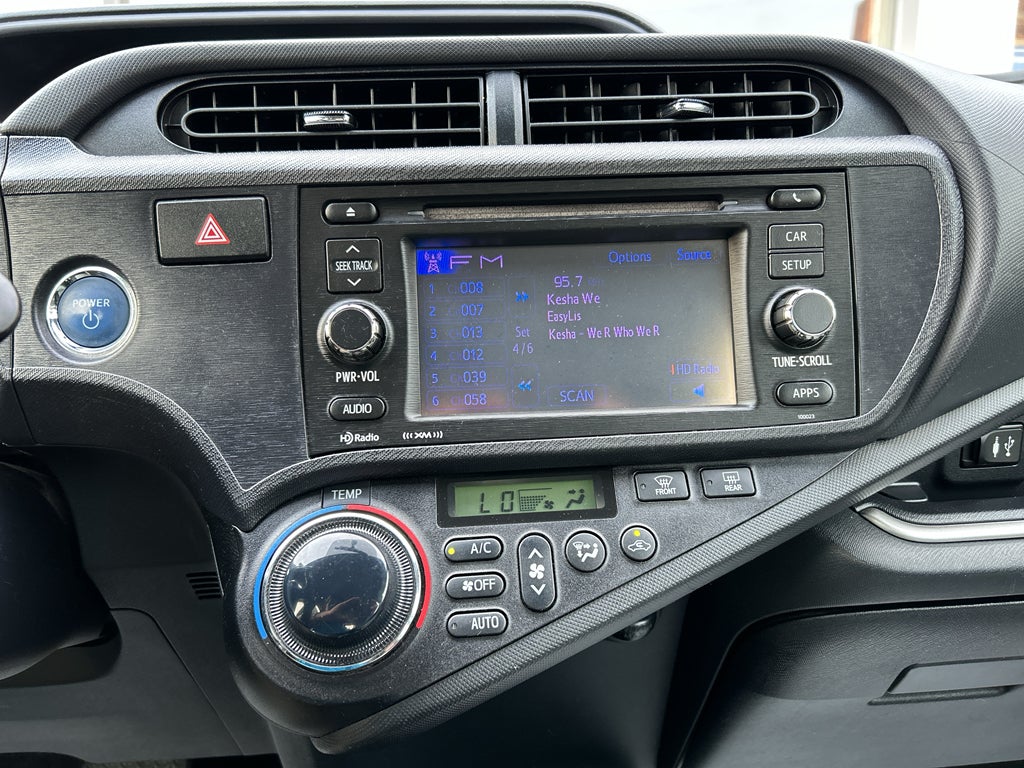2014 Toyota Prius c Three