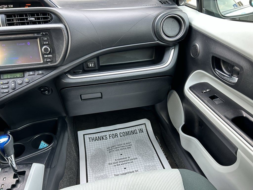 2014 Toyota Prius c Three