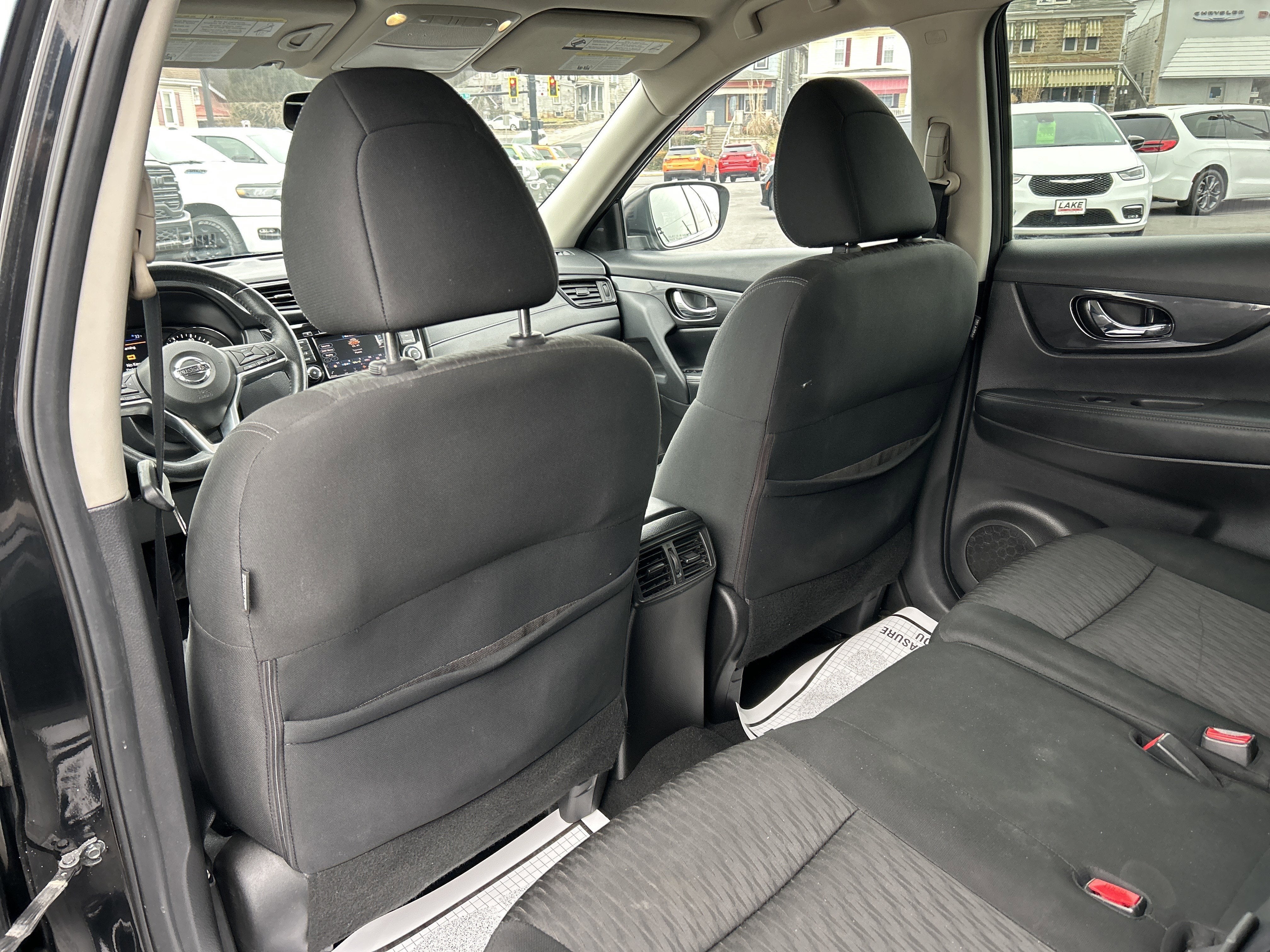 2019 Nissan ROGUE SV