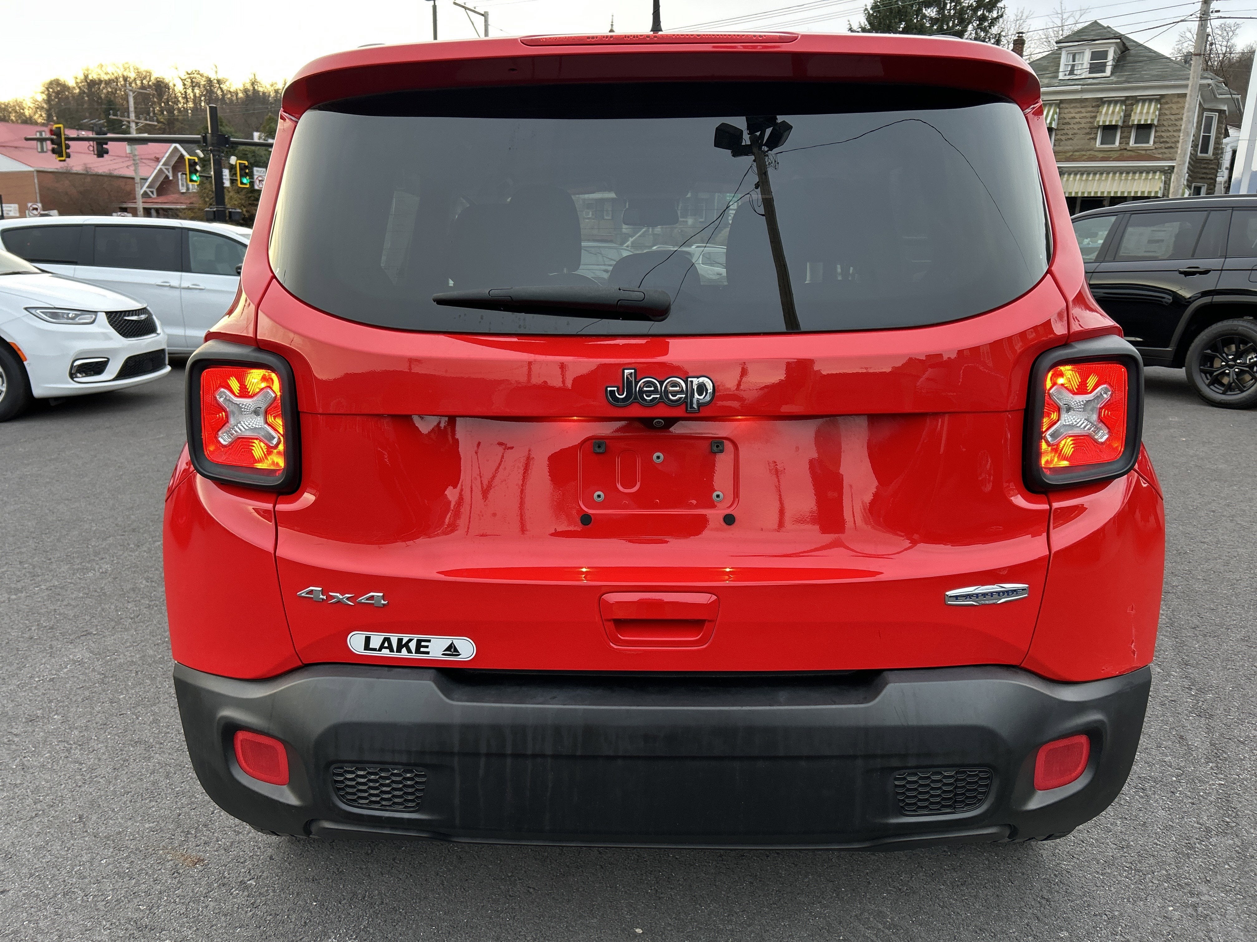 2018 Jeep RENEGADE LATITUDE