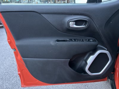 2019 Jeep RENEGADE LATITUDE