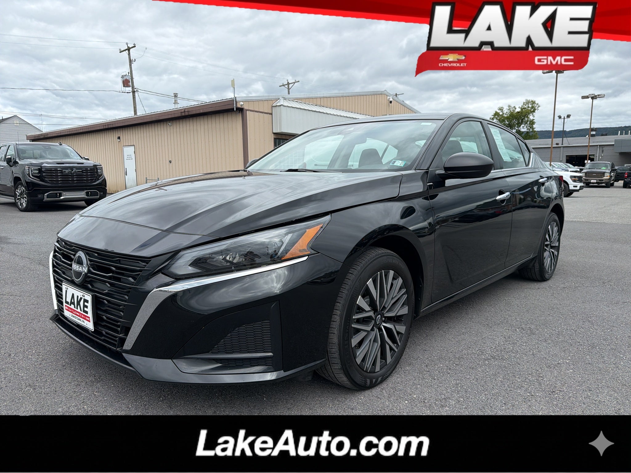 2025 Nissan Altima SV
