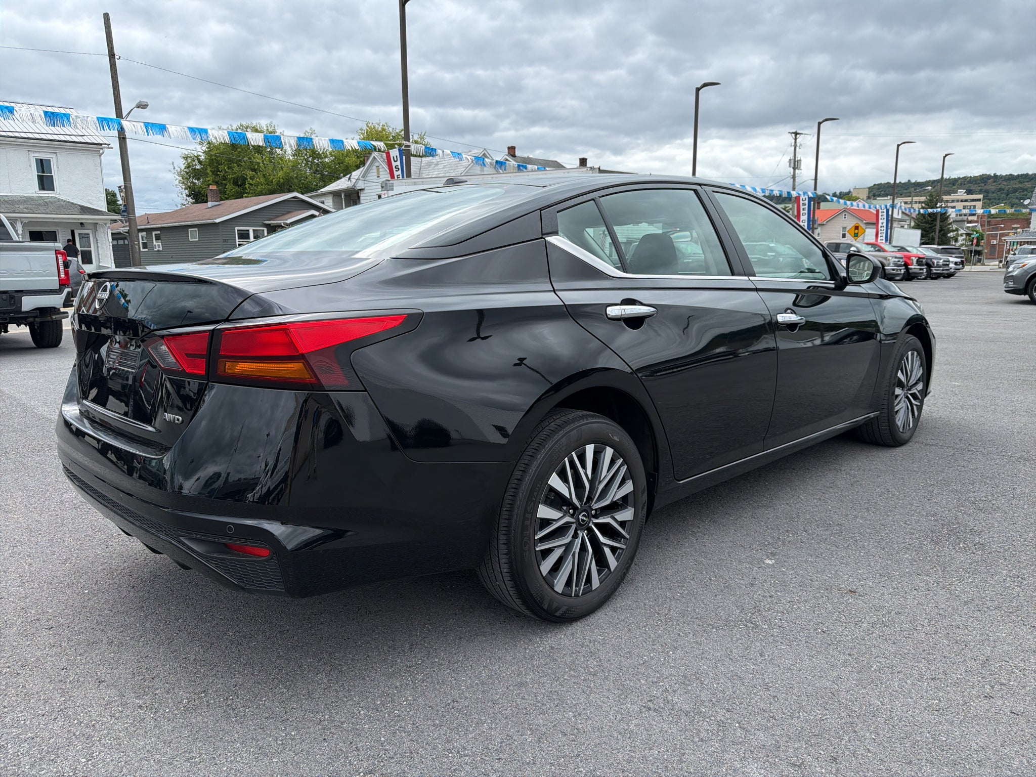 2025 Nissan Altima SV