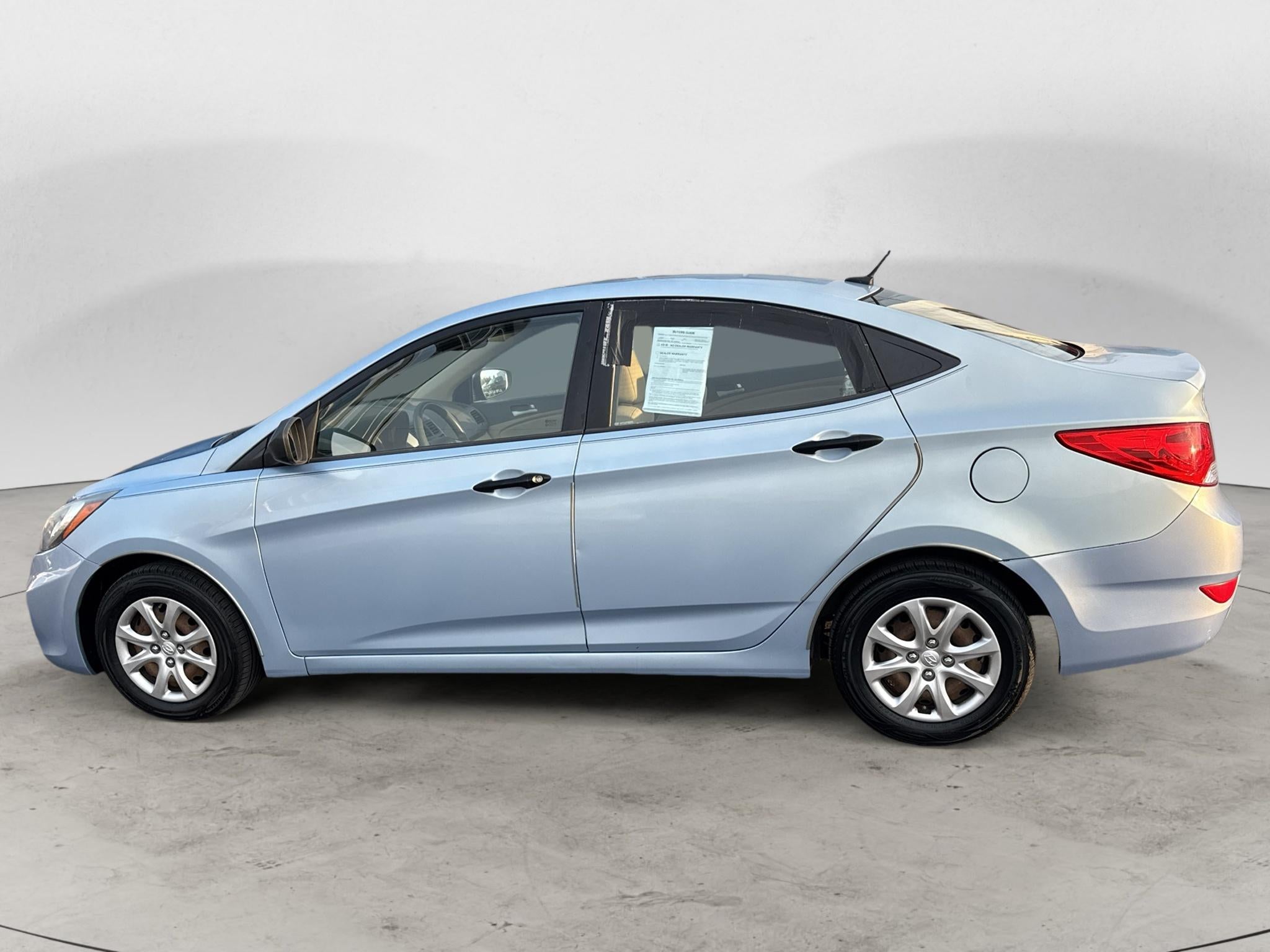 2012 Hyundai Accent GLS