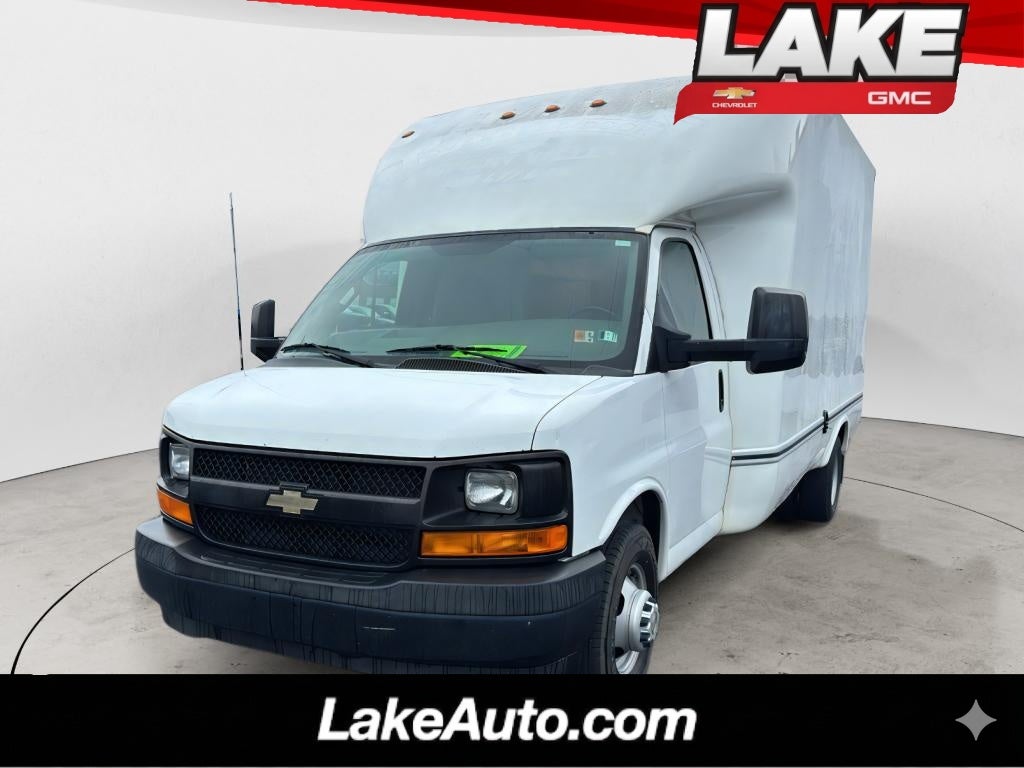 2017 Chevrolet Express Cutaway
