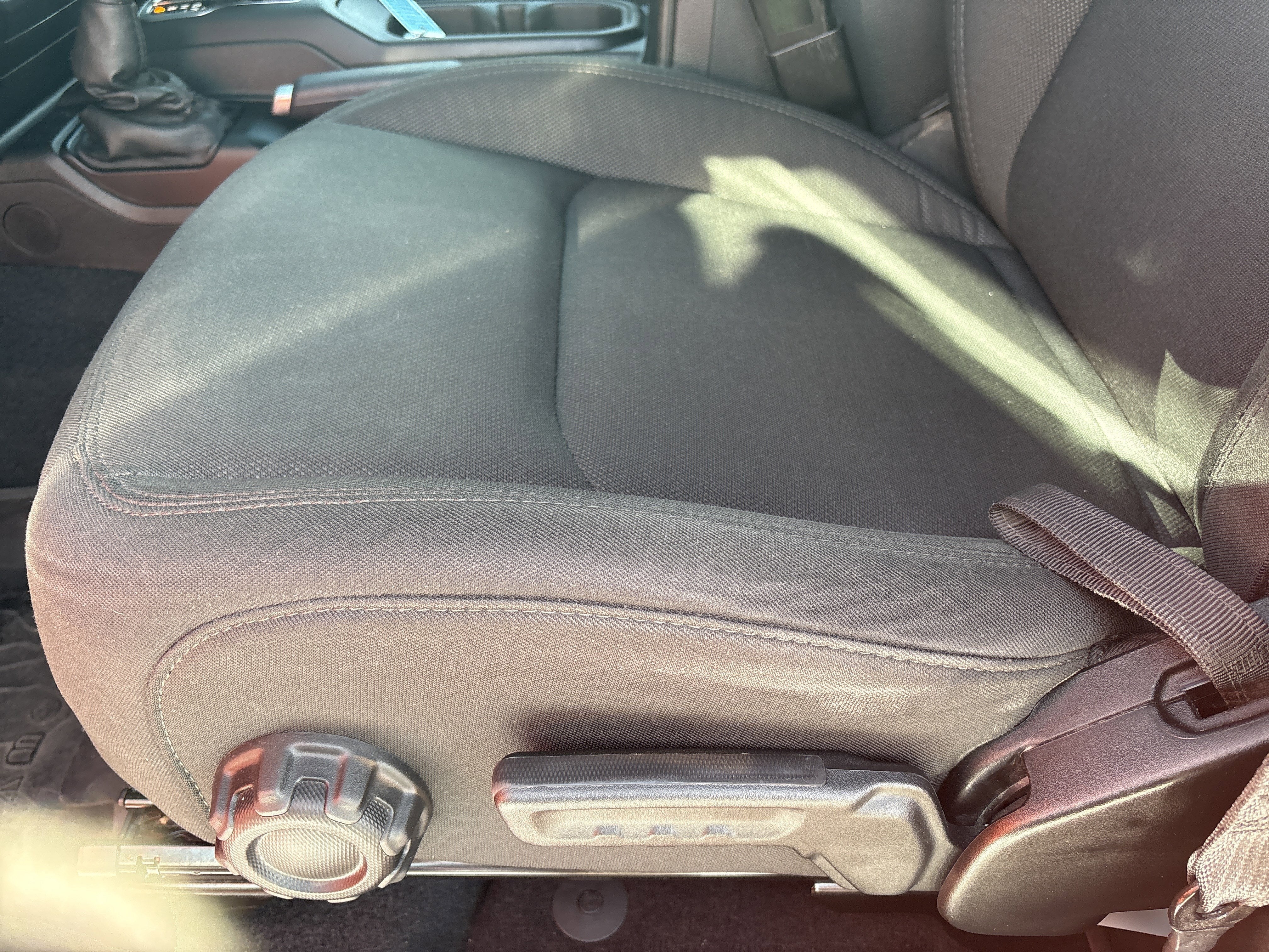 2020 Jeep WRANGLER UNL SPORT